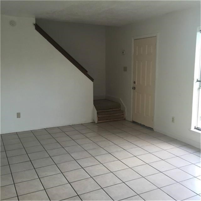 3402 Knotty Oaks Trail Property Photo 3