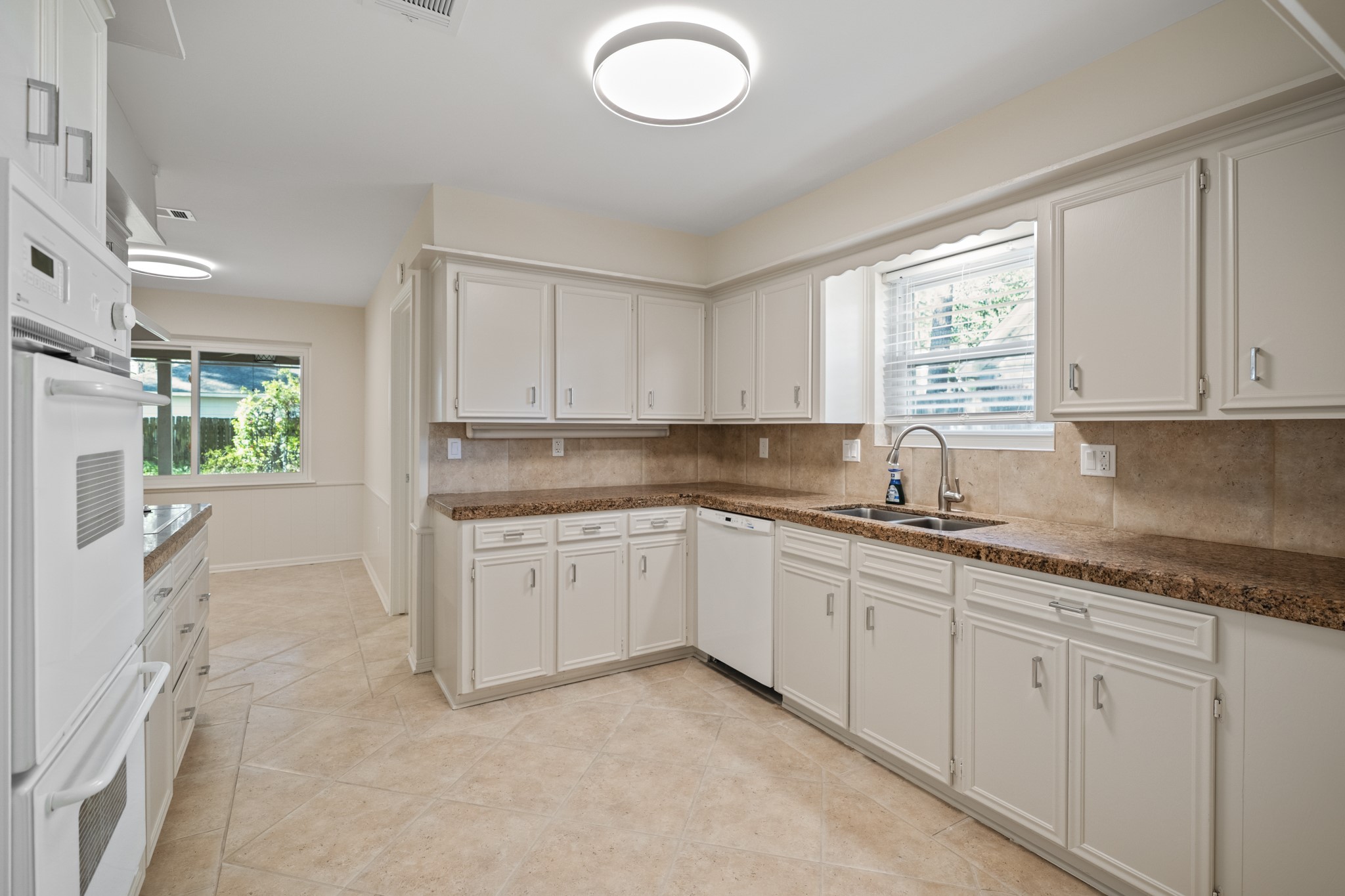 11611 Primwood Drive Property Photo 11