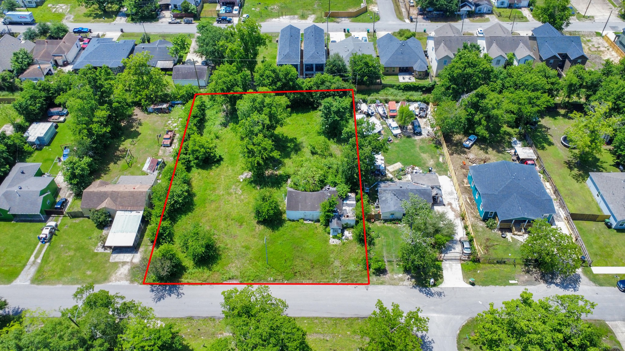 4314 Sunflower Street Property Photo 4