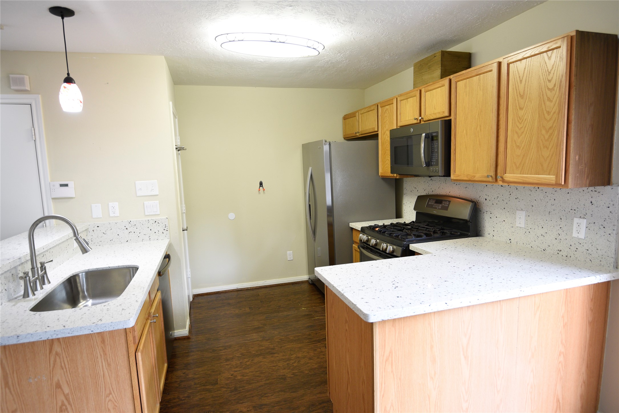 1008 Andrews Street Property Photo 4
