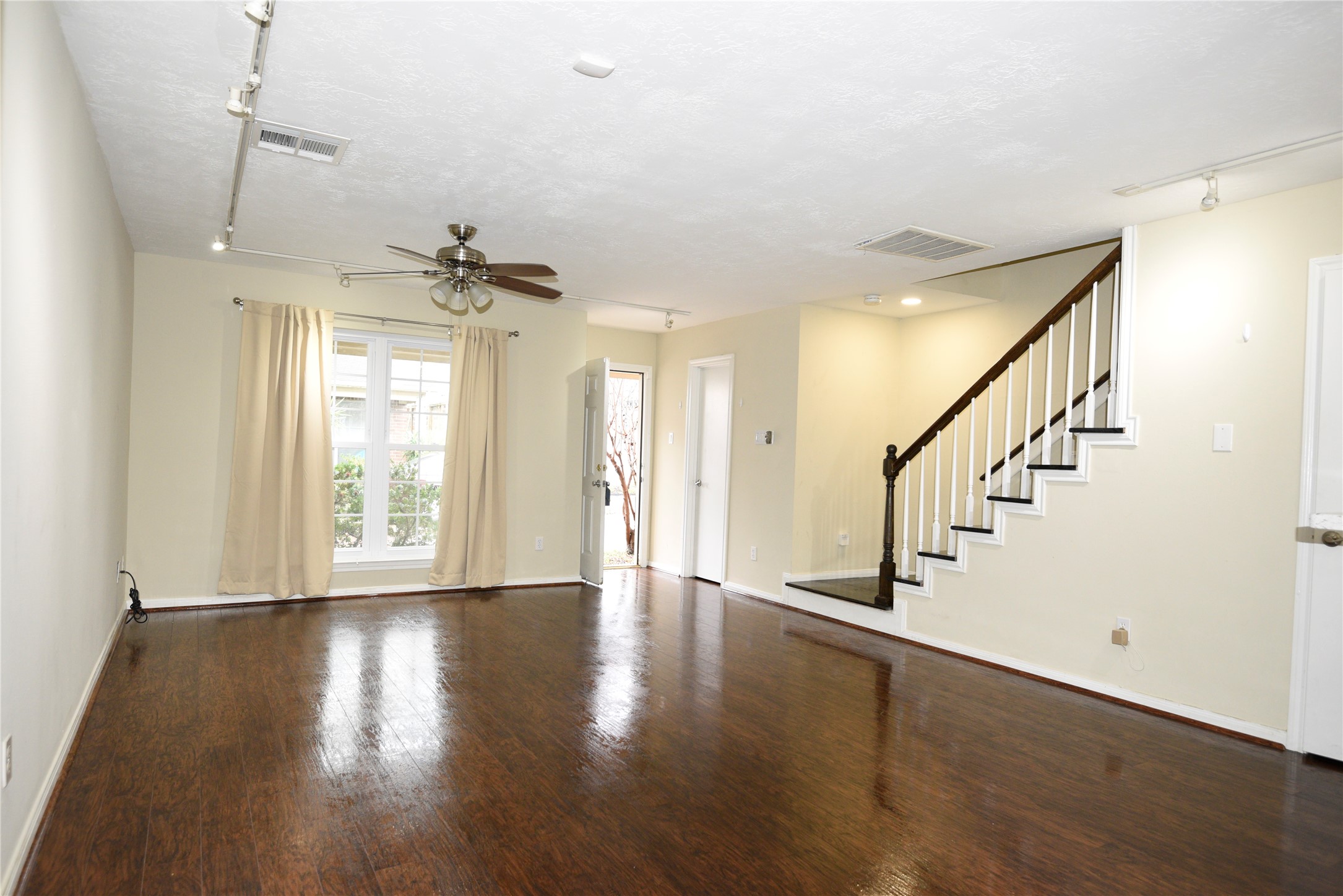 1008 Andrews Street Property Photo 5