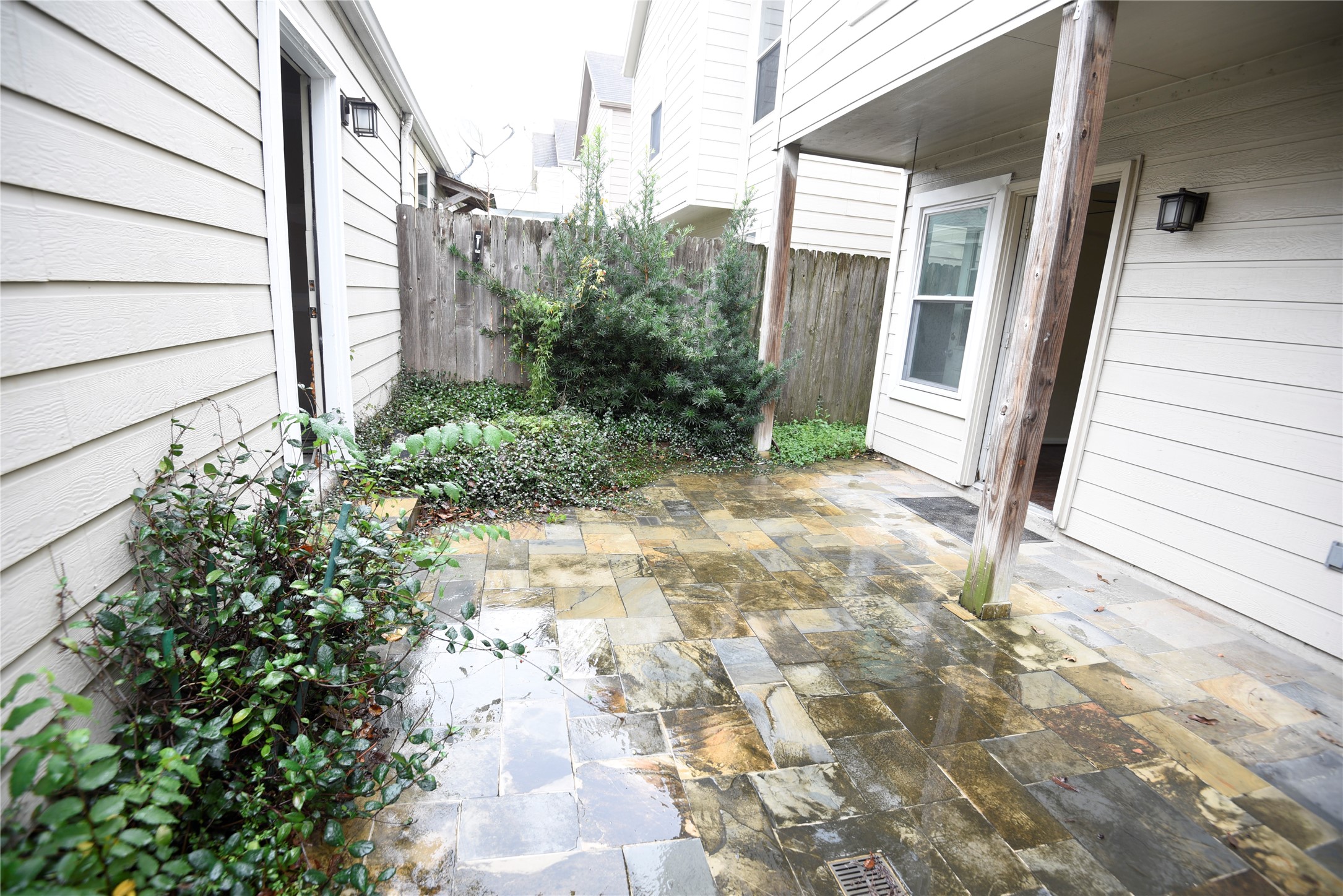 1008 Andrews Street Property Photo 20