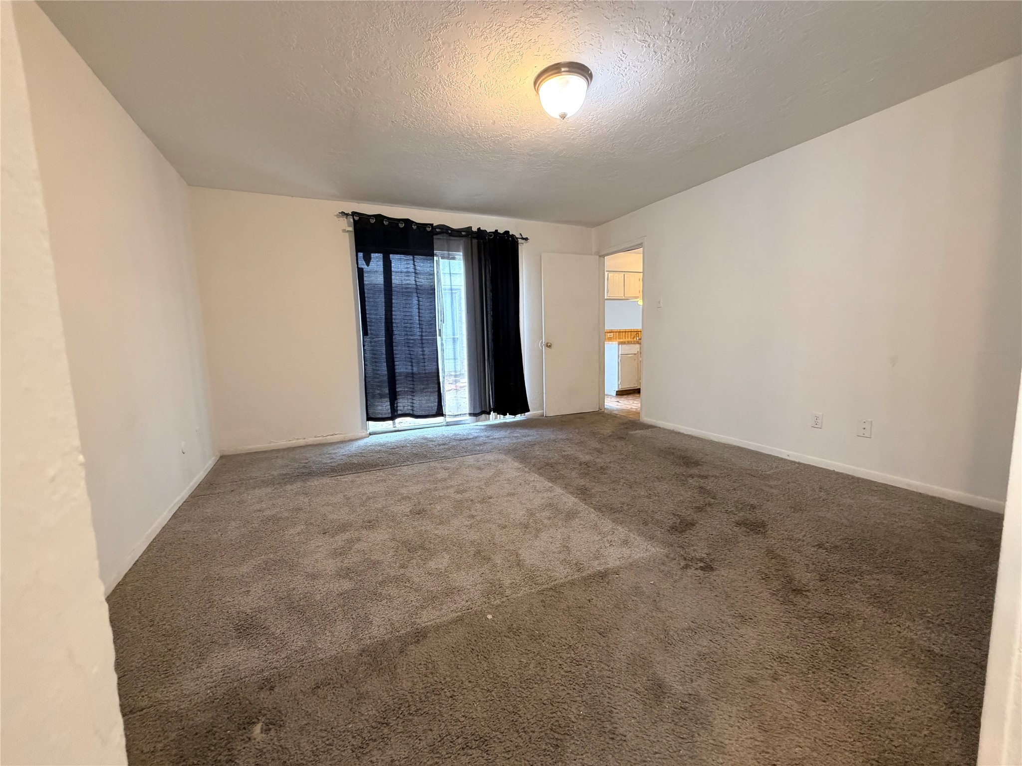 5602 Easthampton Drive B Property Photo 7