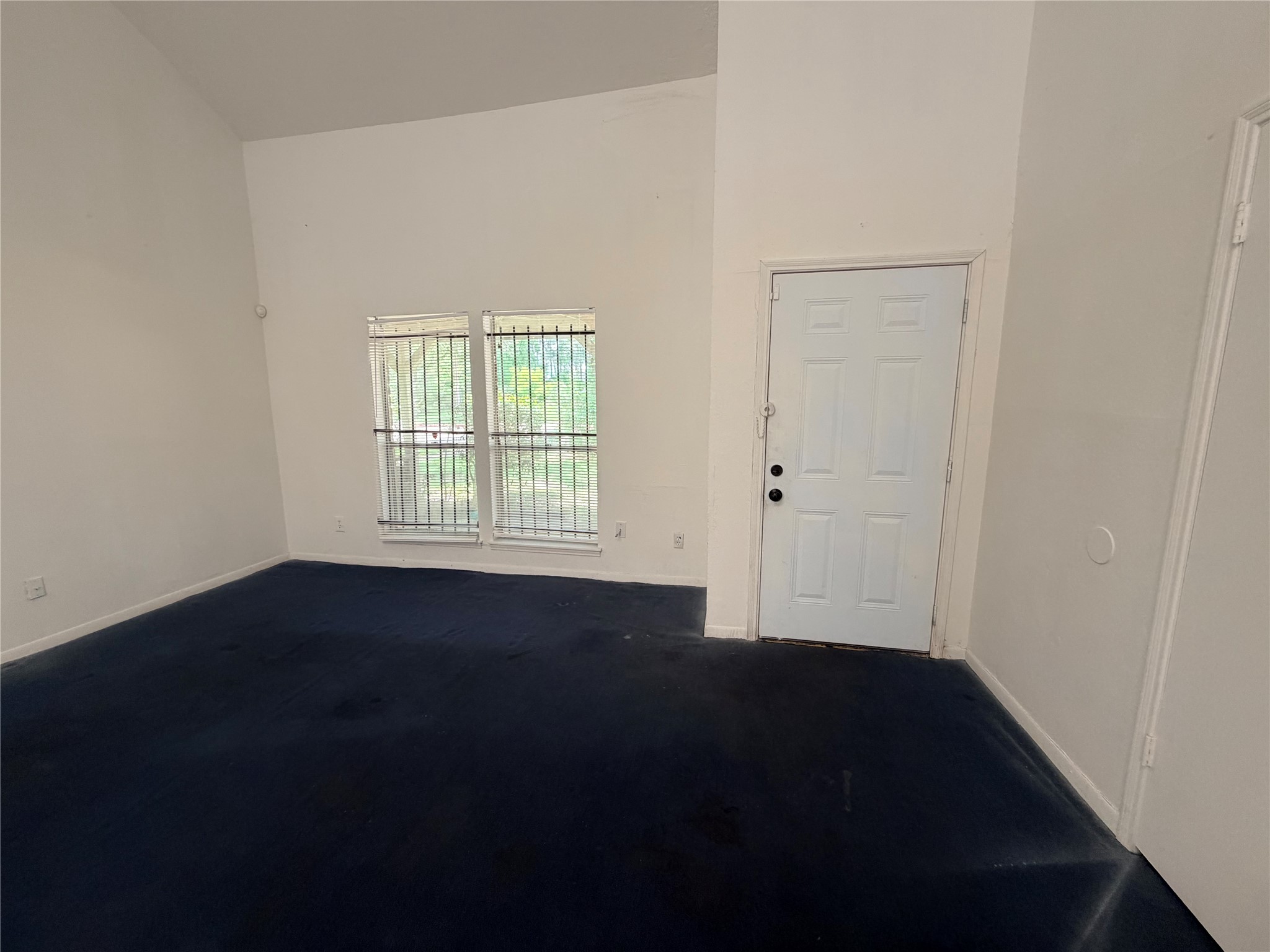 5602 Easthampton Drive B Property Photo 14