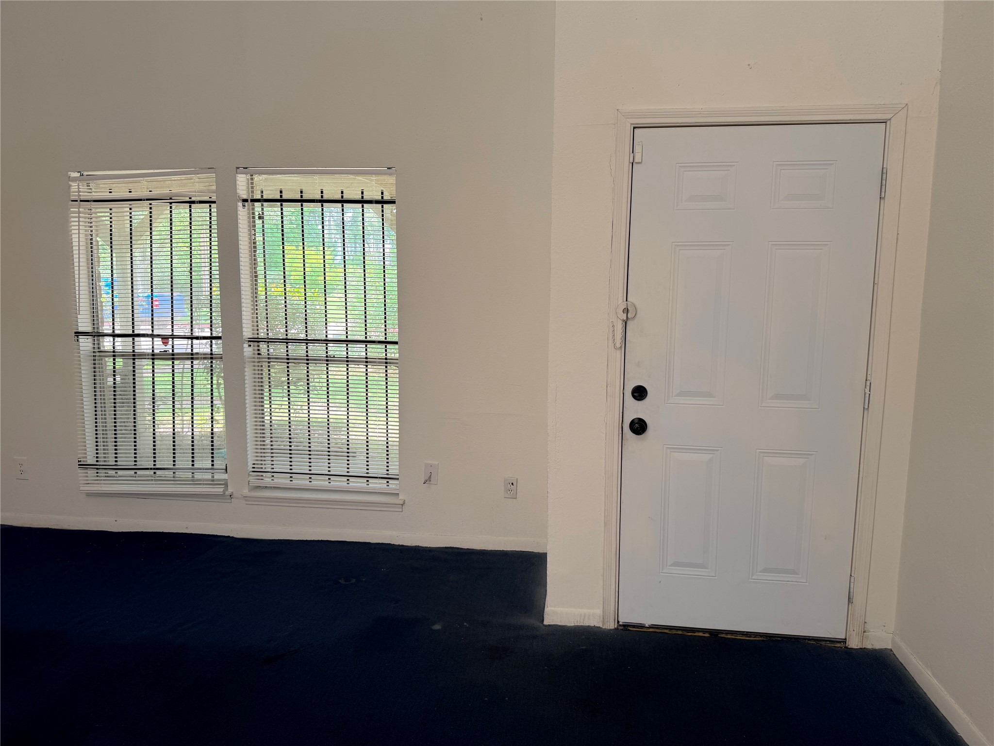 5602 Easthampton Drive B Property Photo 15