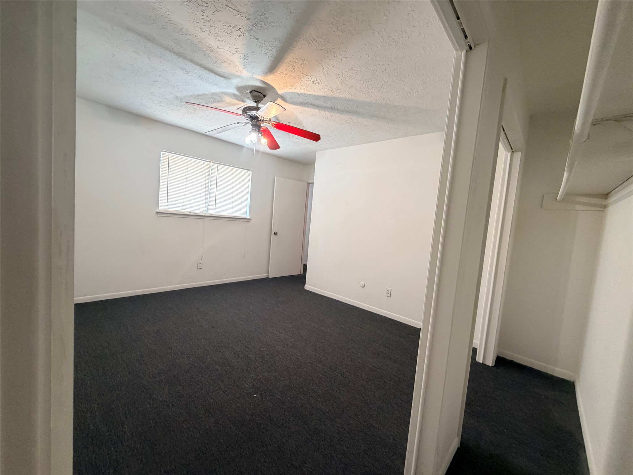 5602 Easthampton Drive B Property Photo 16