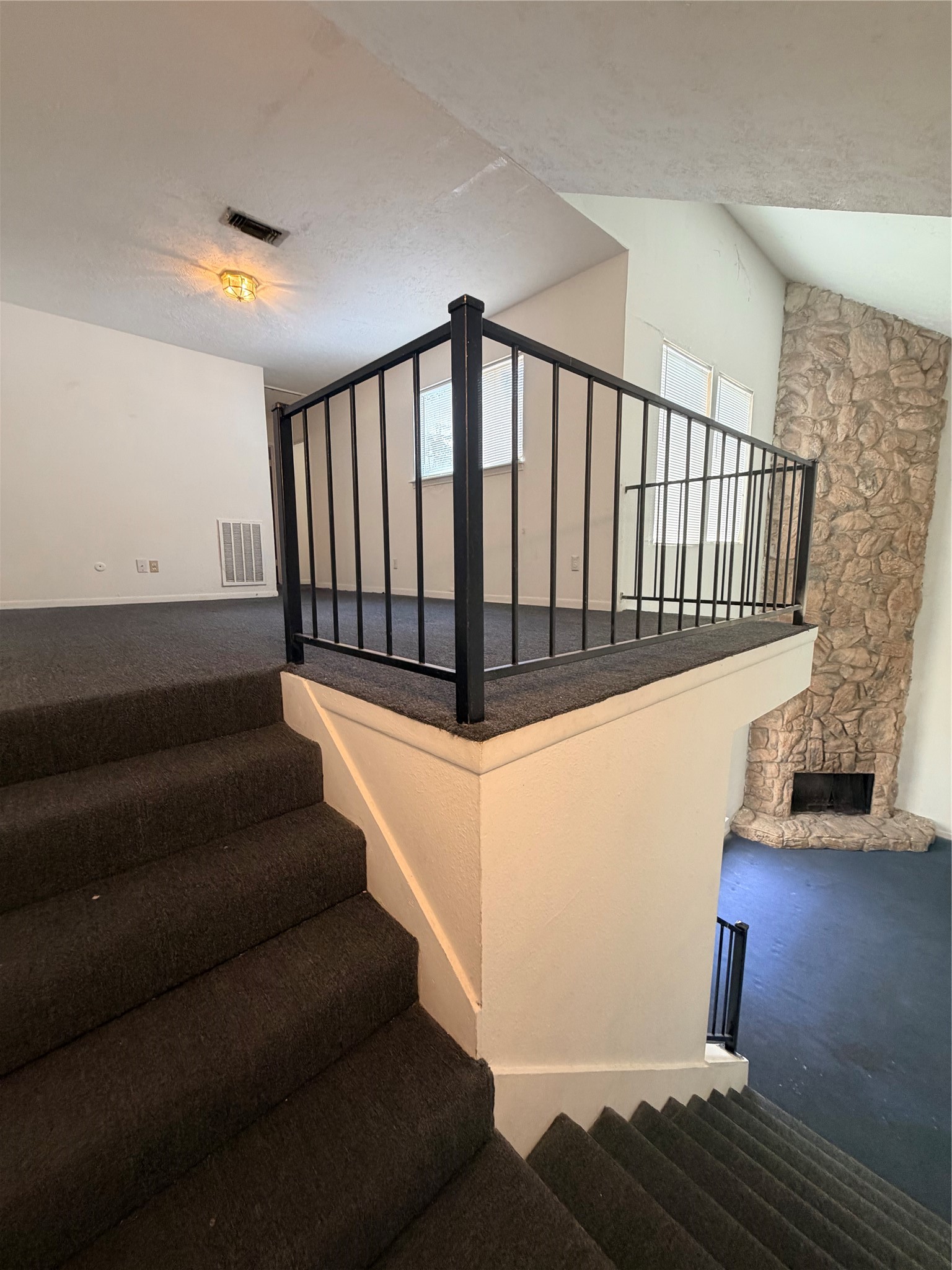 5602 Easthampton Drive B Property Photo 24