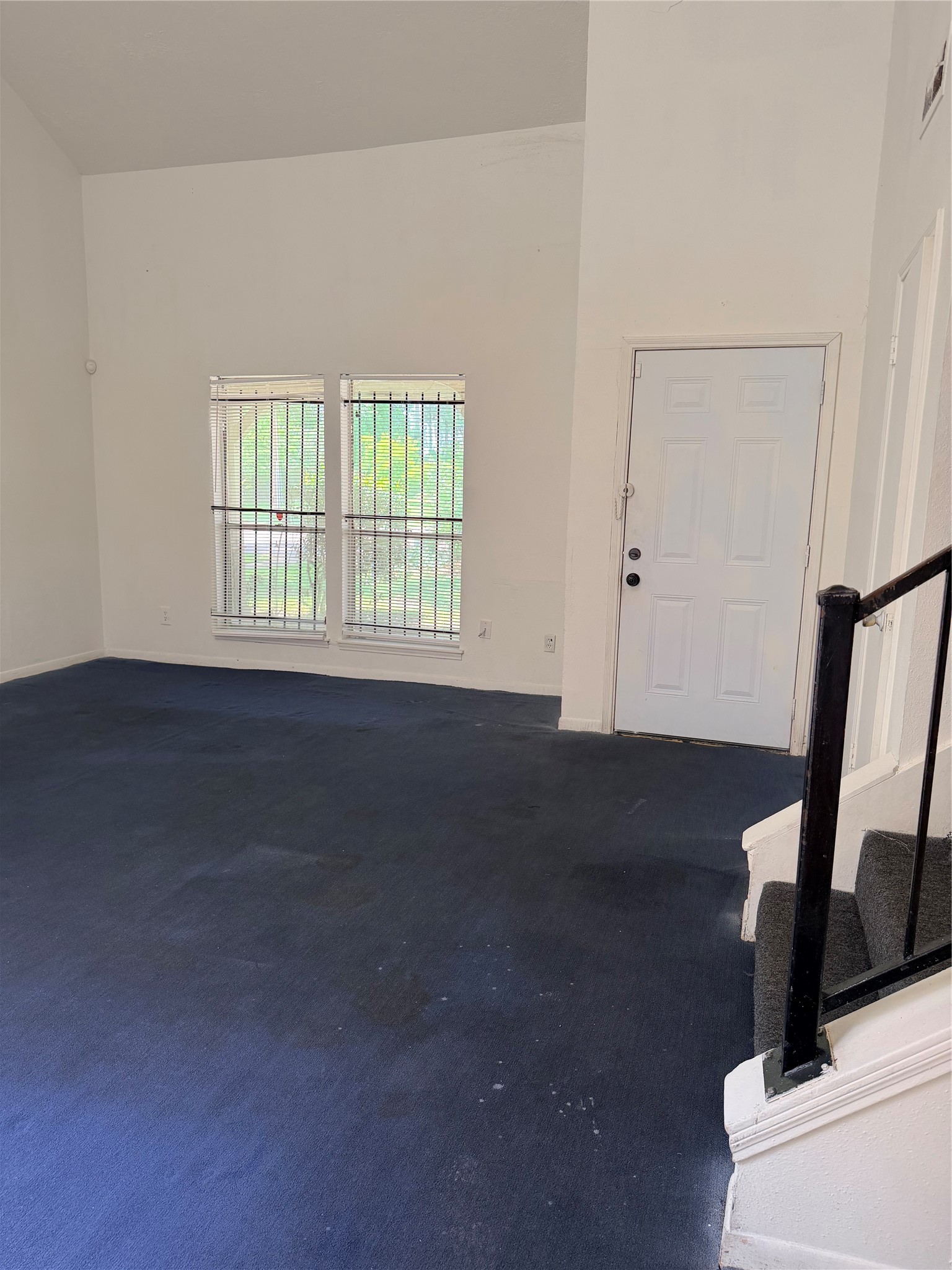 5602 Easthampton Drive B Property Photo 27