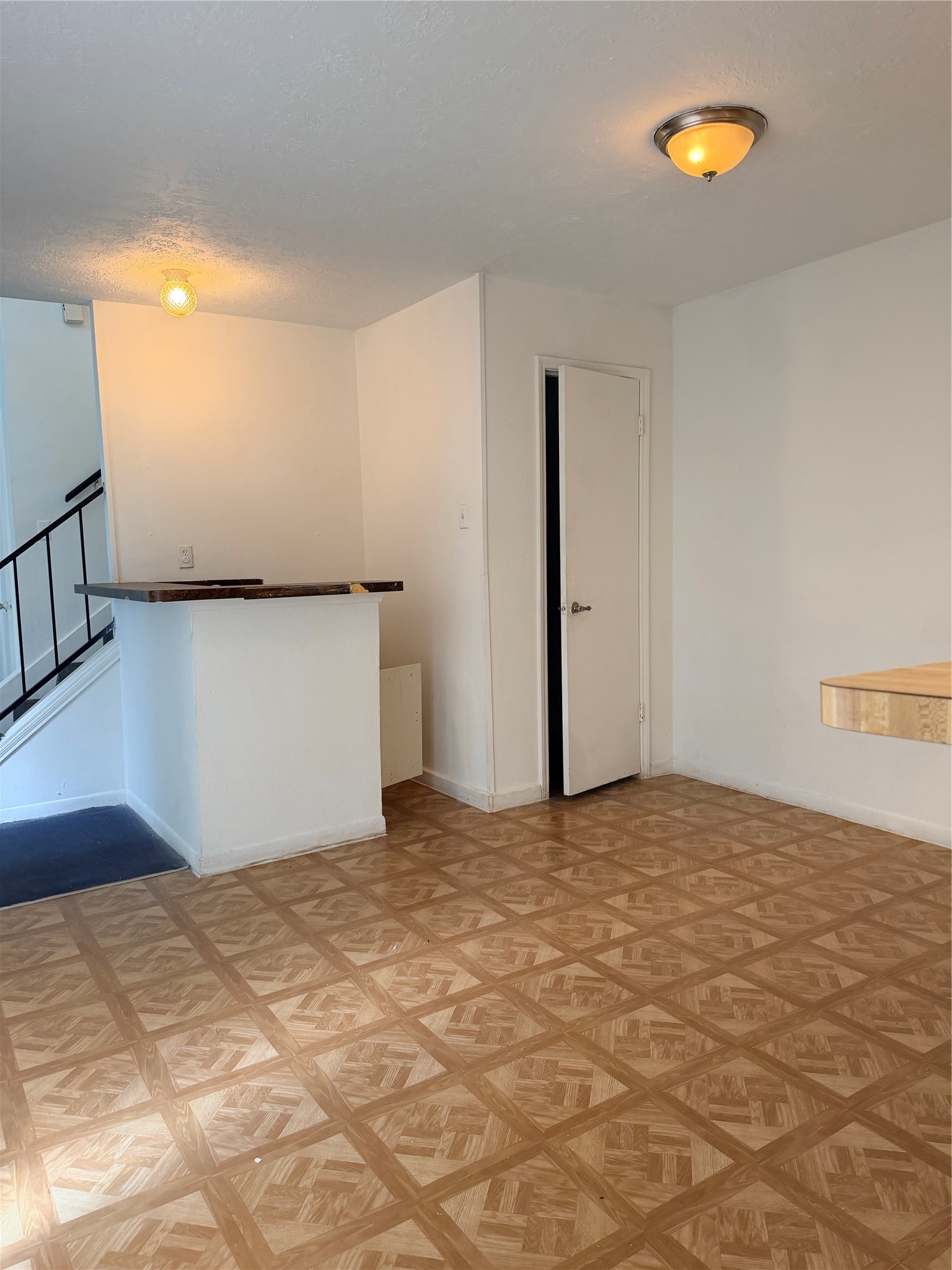 5602 Easthampton Drive B Property Photo 42
