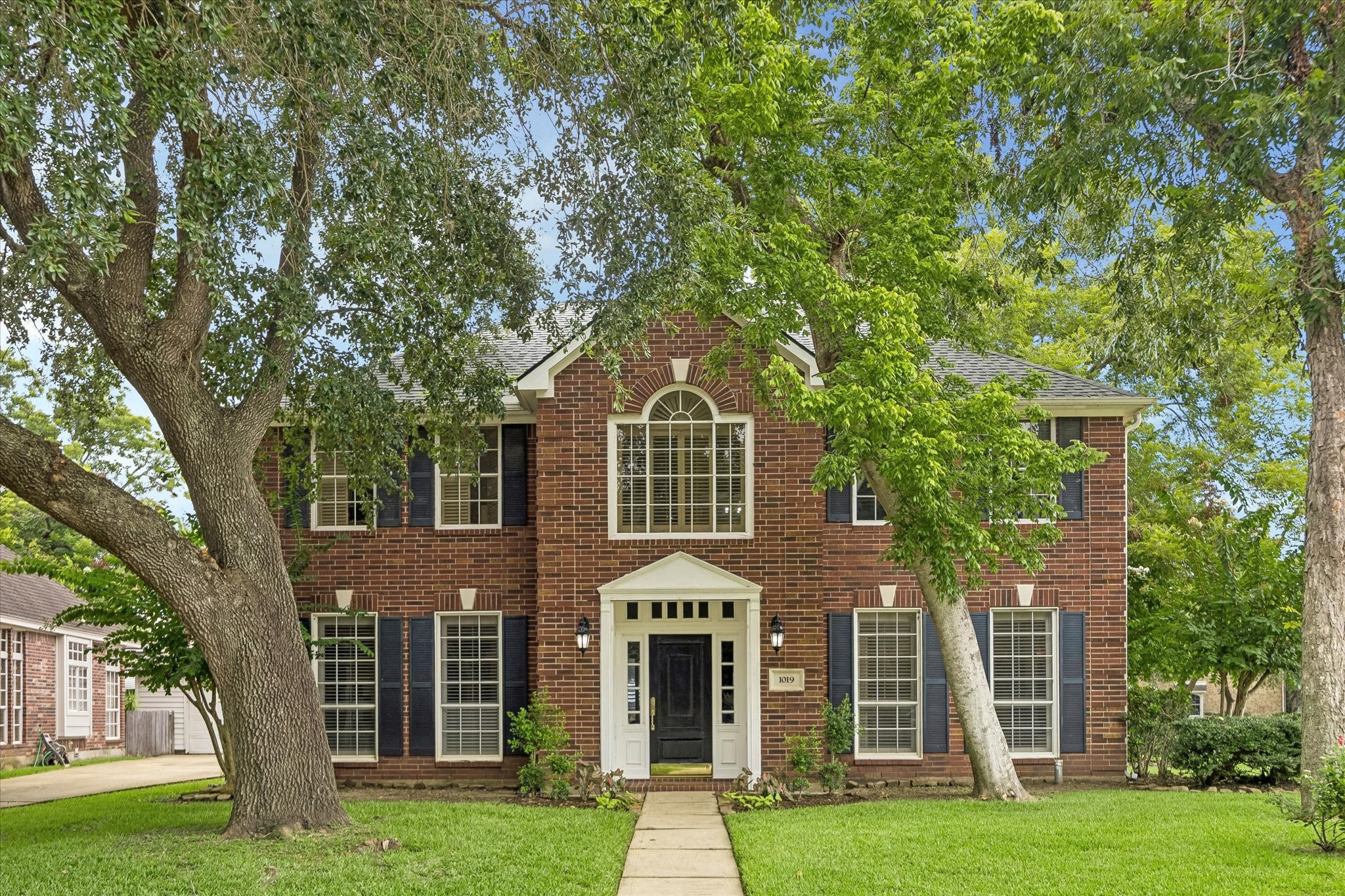 1019 Quiet Glen Court Property Photo 1