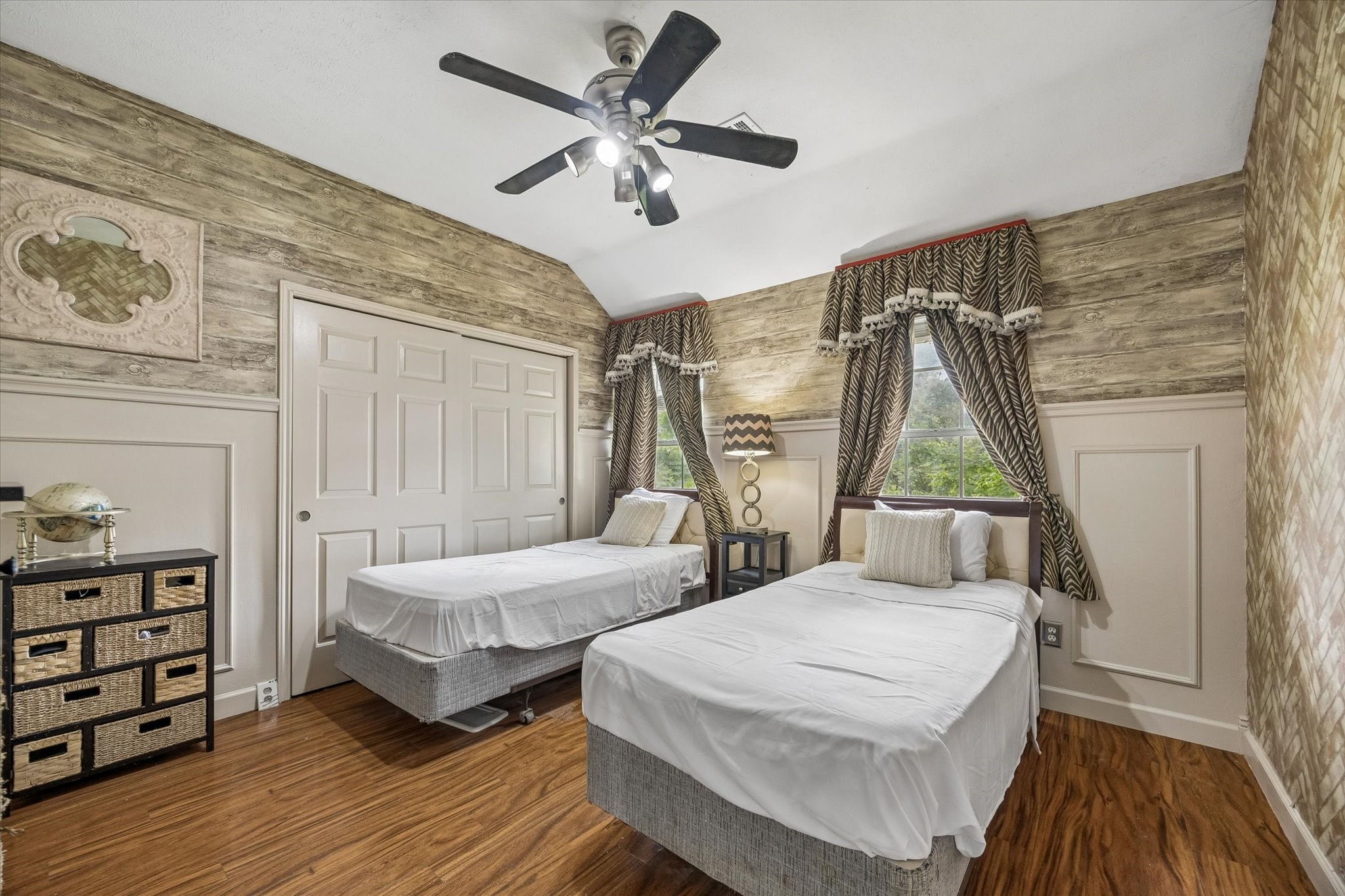 1019 Quiet Glen Court Property Photo 14