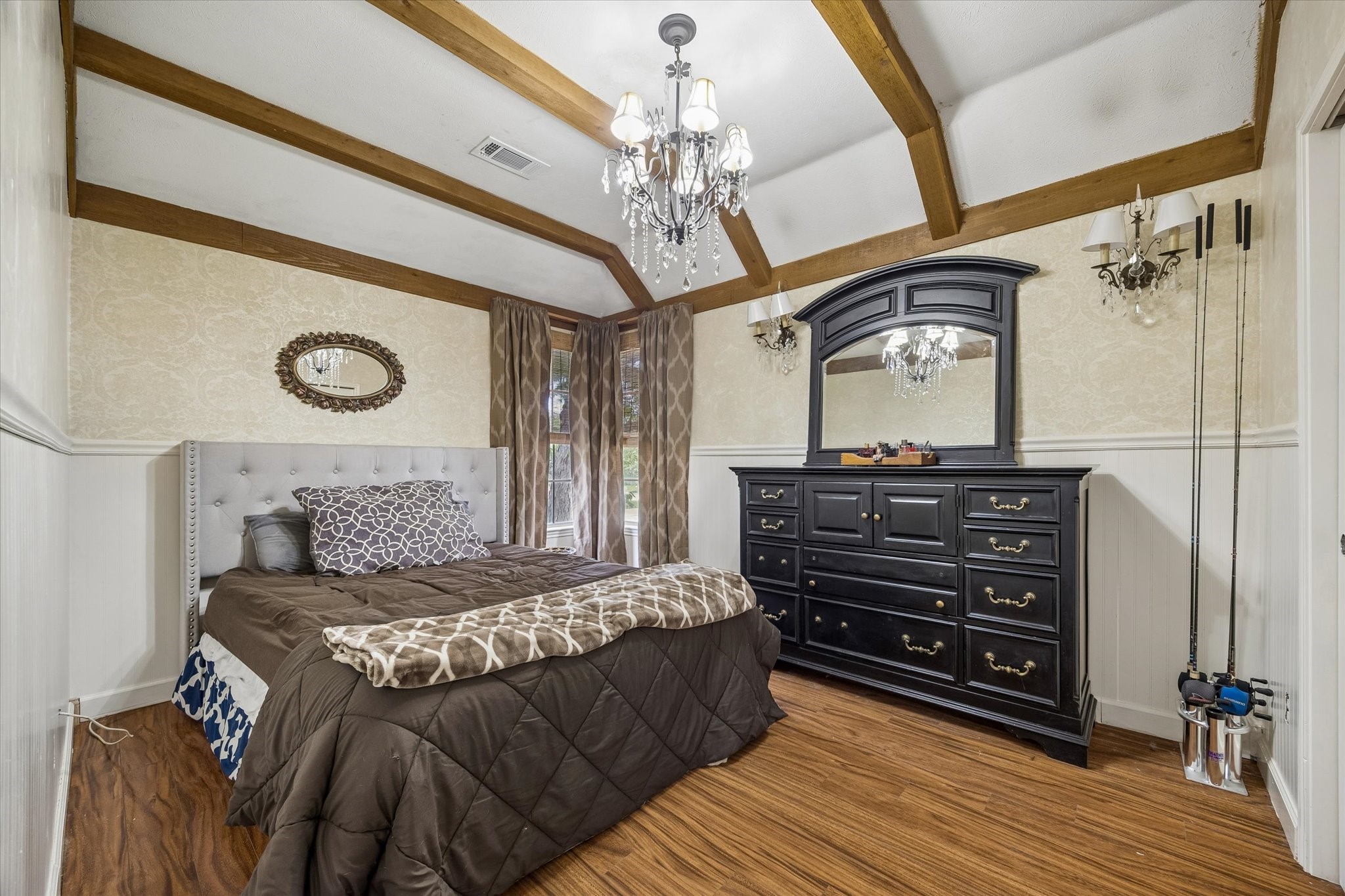 1019 Quiet Glen Court Property Photo 16