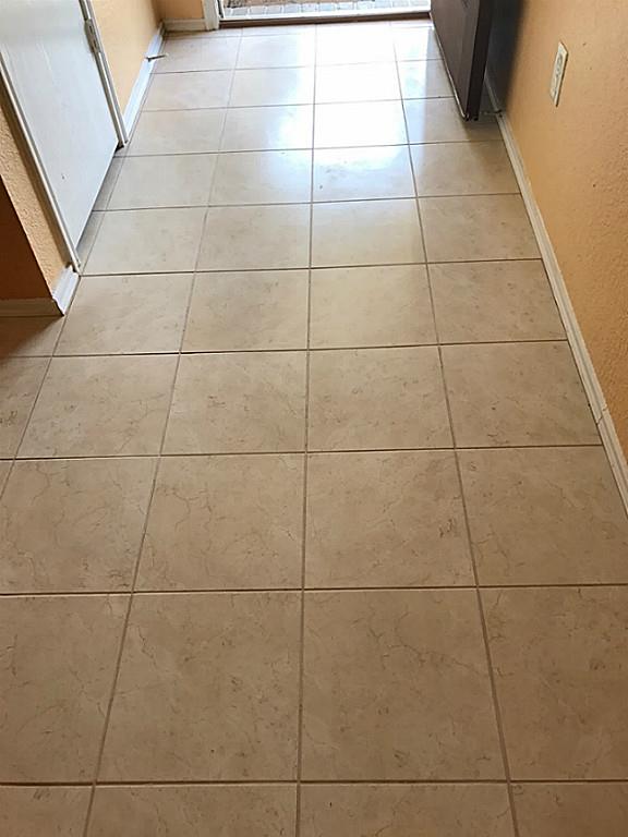 3142 Aspen Fair Trail Property Photo 3