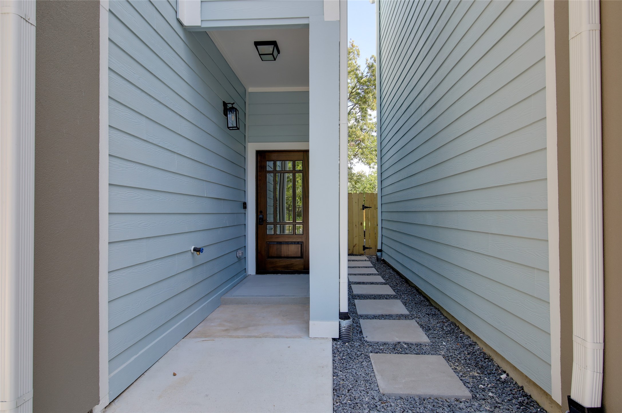 955 Ringold Street Property Photo 6