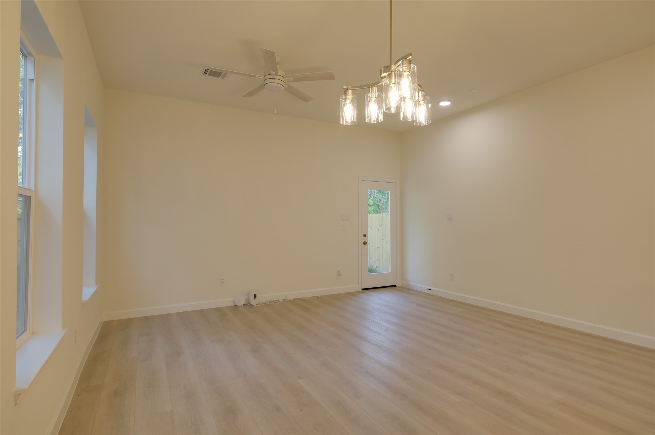 955 Ringold Street Property Photo 17
