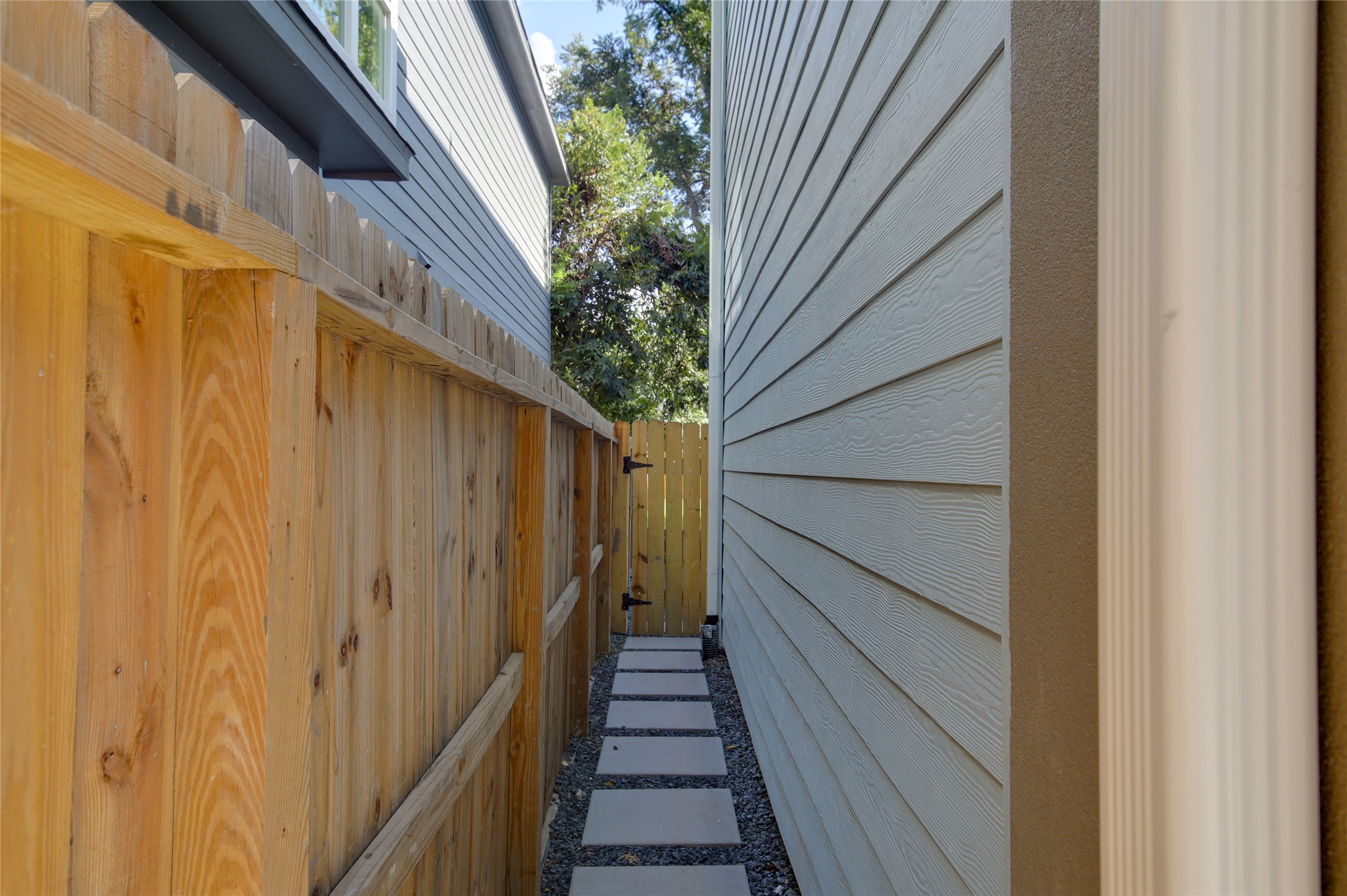 955 Ringold Street Property Photo 22