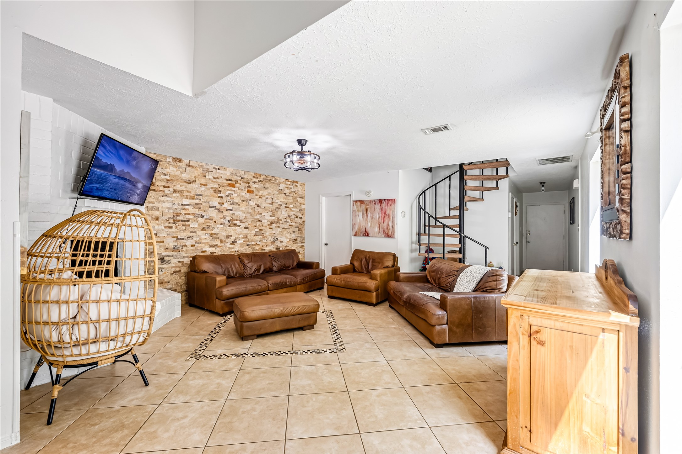 2091 Country Village Boulevard A Property Photo 5