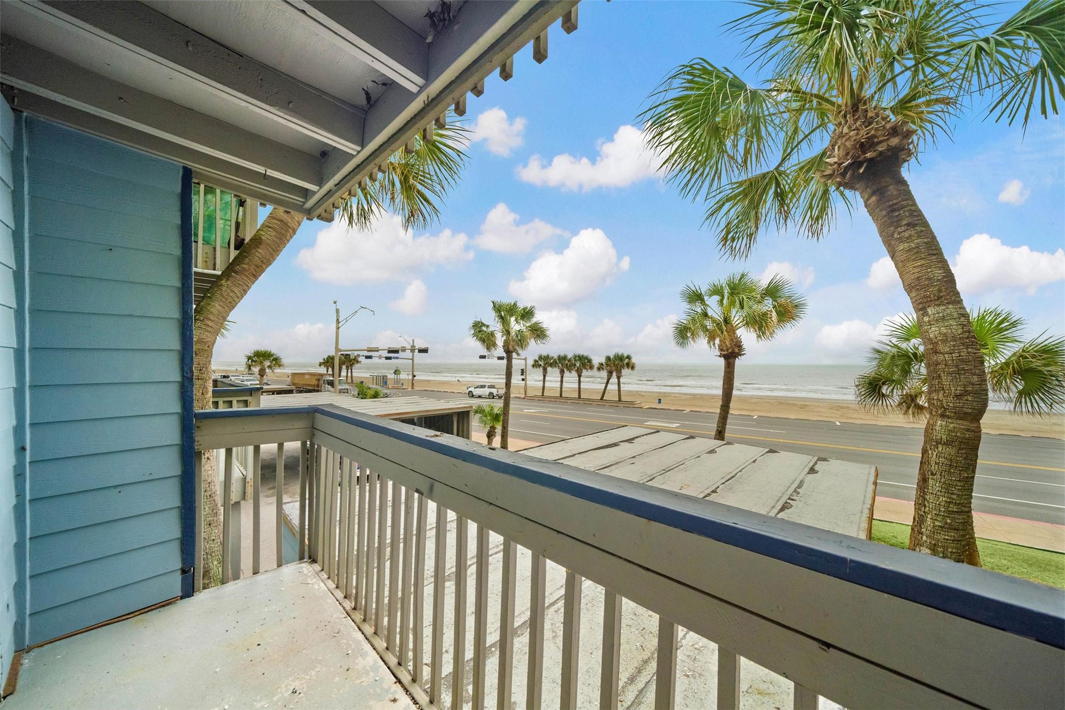 8100 Seawall Boulevard A Property Photo 9