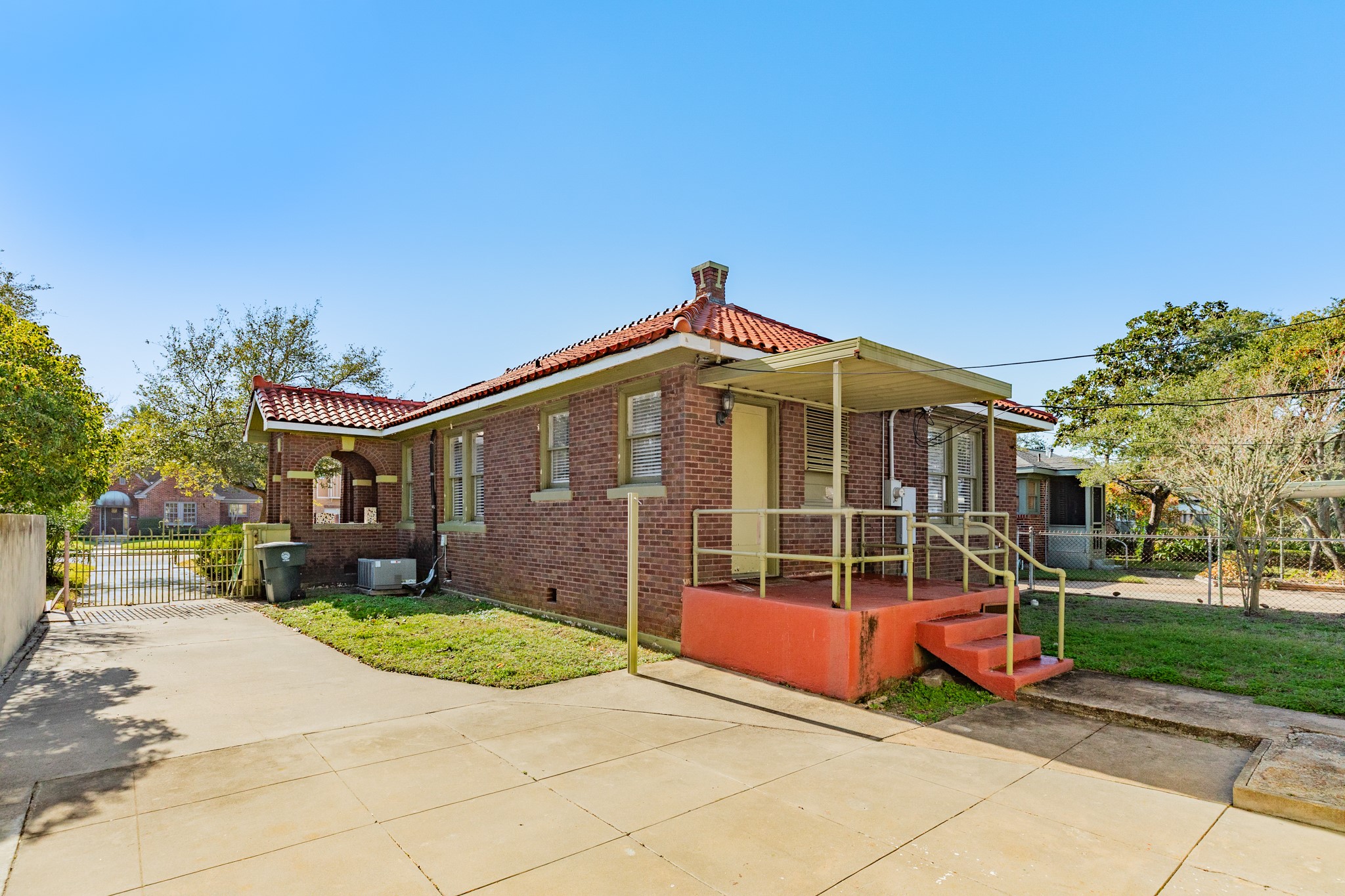 5022 Woodrow Avenue Property Photo 19