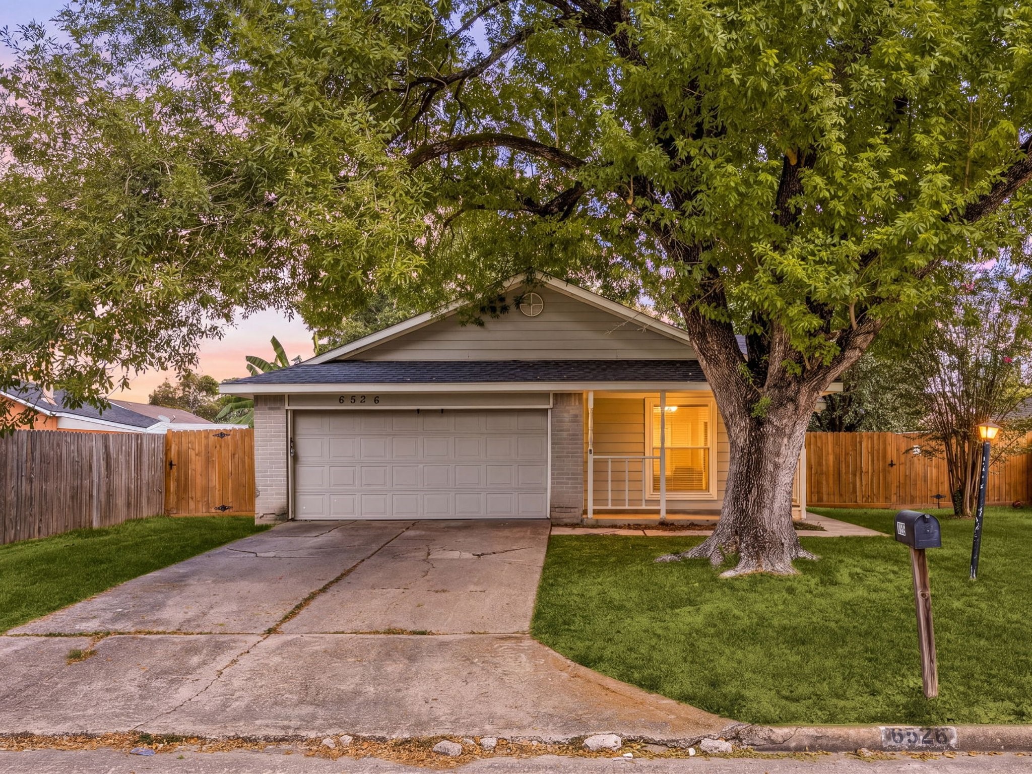 6526 Turtlewood Street Property Photo 1
