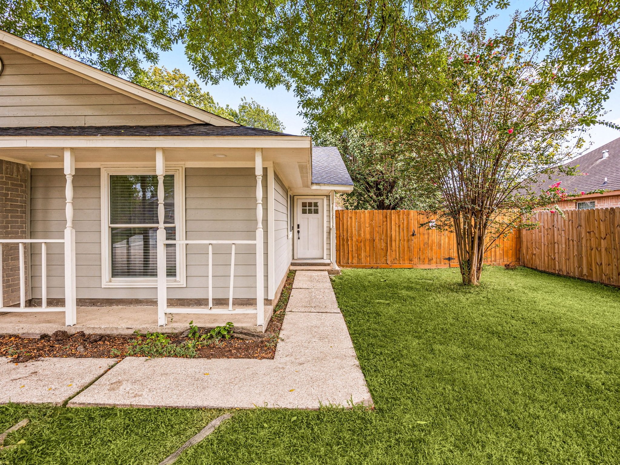 6526 Turtlewood Street Property Photo 8