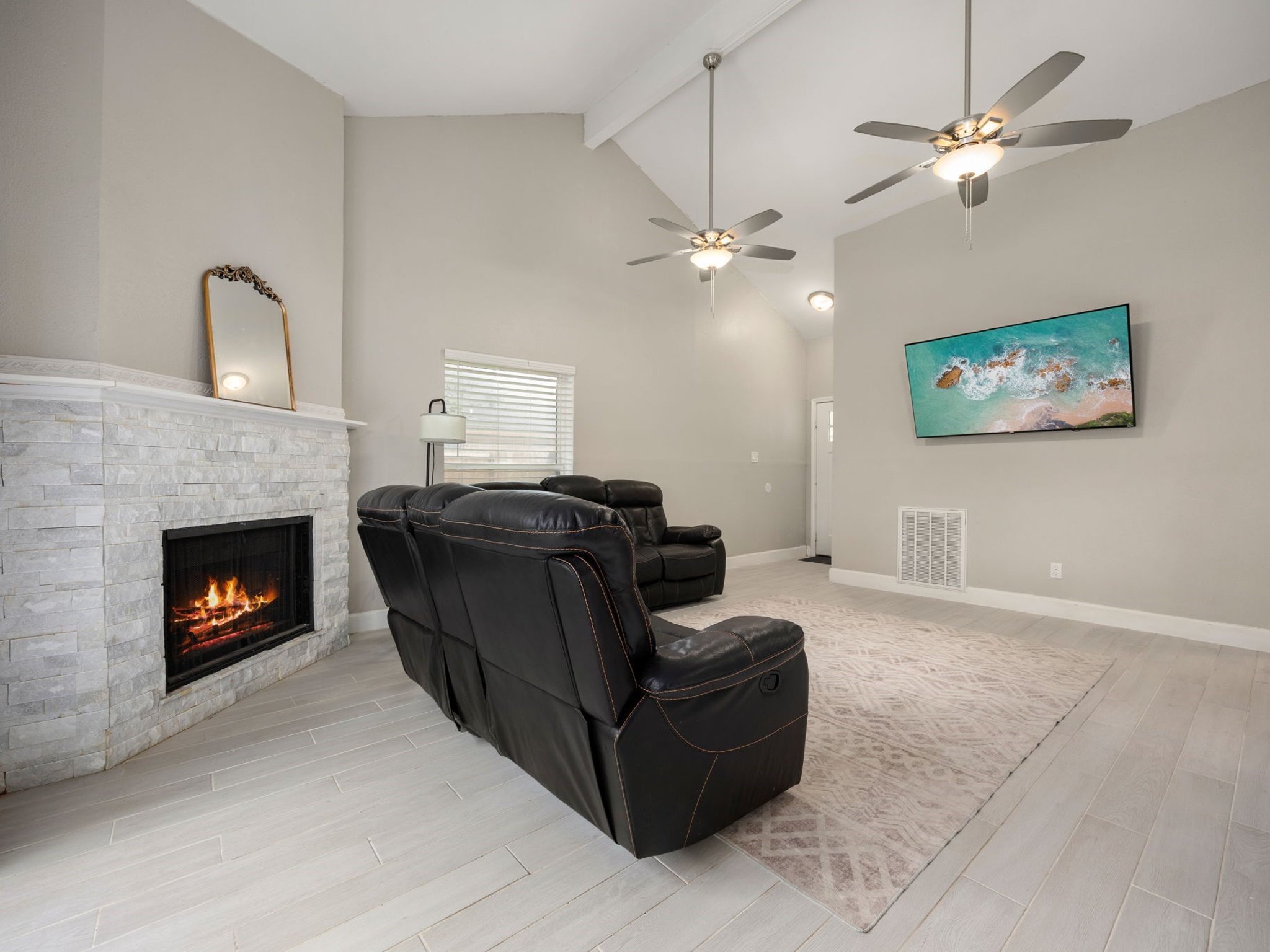 6526 Turtlewood Street Property Photo 12