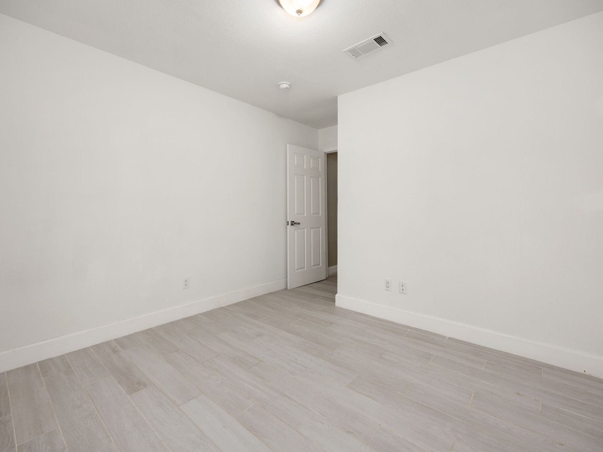 6526 Turtlewood Street Property Photo 31