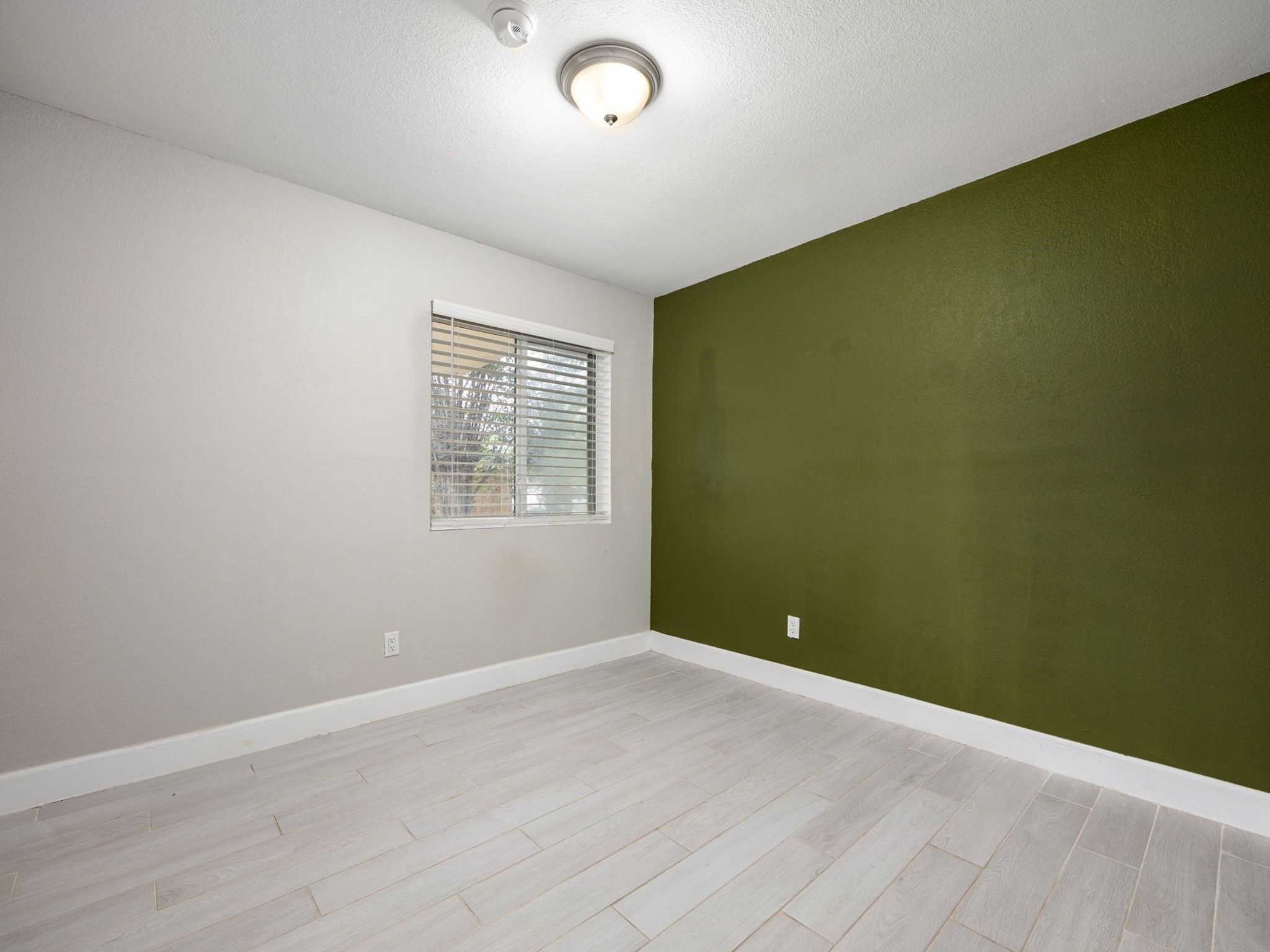 6526 Turtlewood Street Property Photo 33