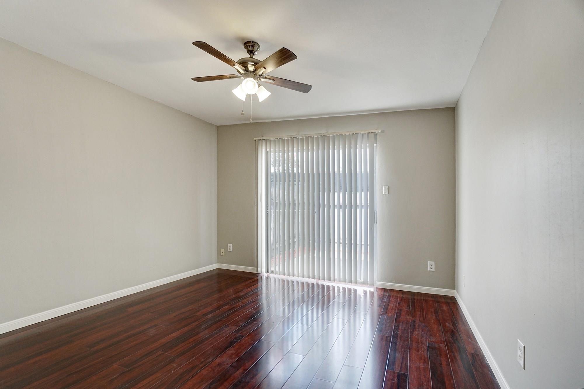 1833 Country Village Boulevard Property Photo 17