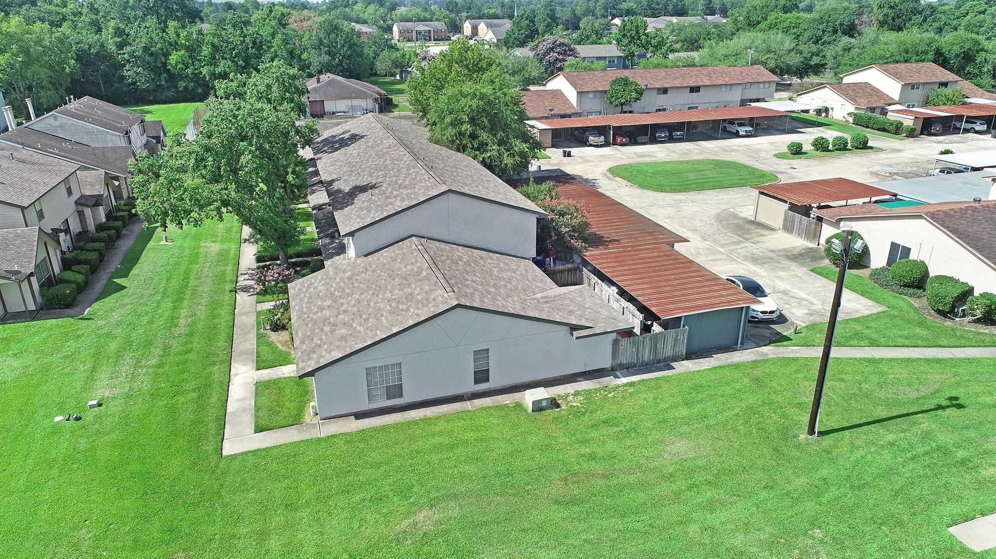 1833 Country Village Boulevard Property Photo 27