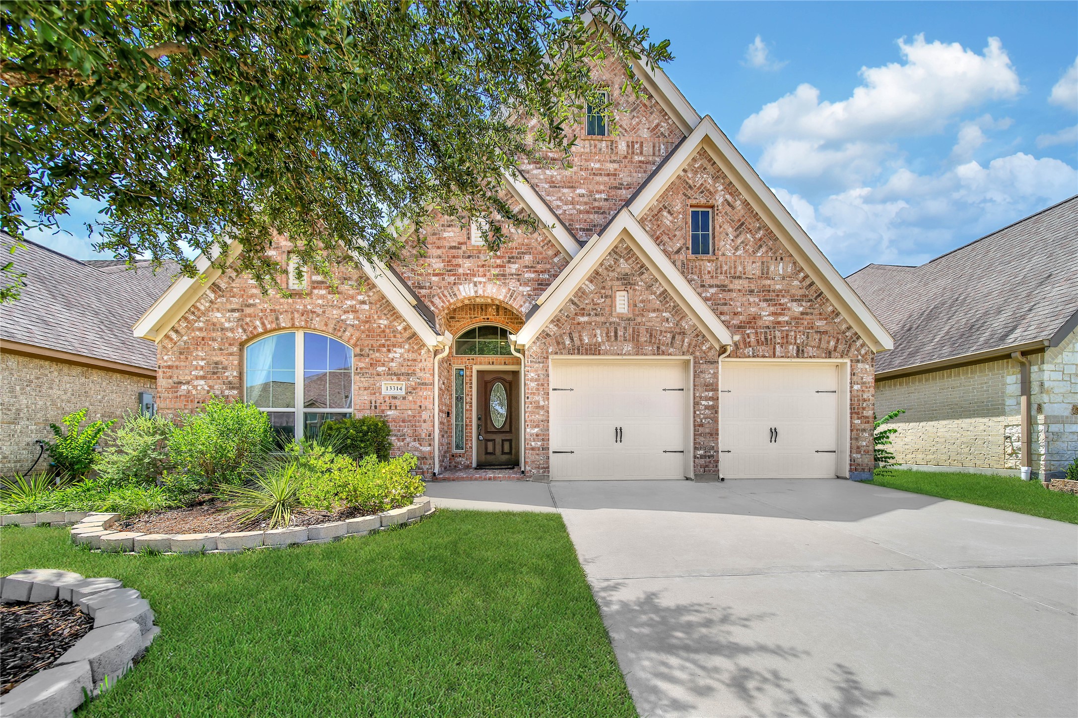 13314 Lazy River Lane Property Photo 1