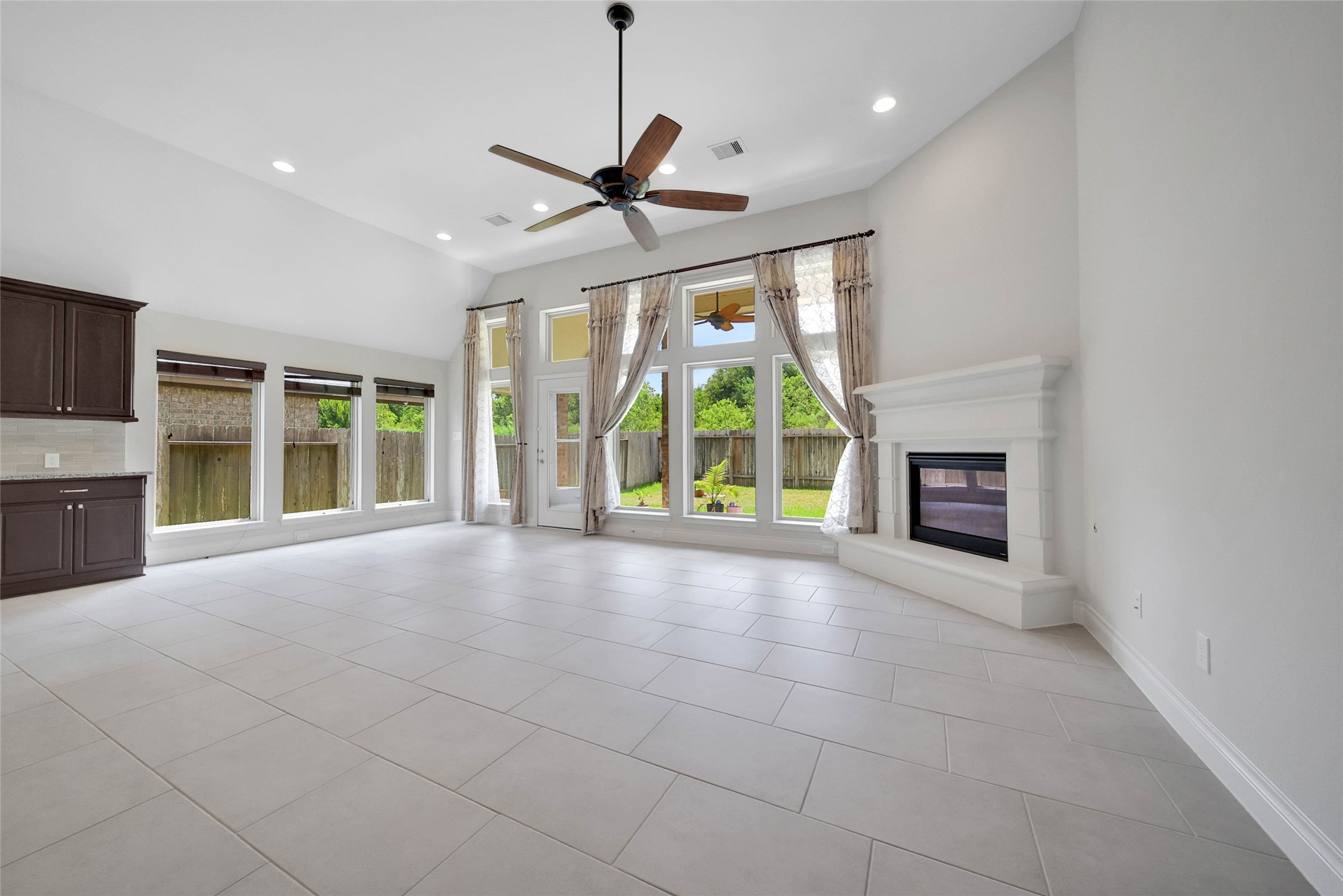 13314 Lazy River Lane Property Photo 17