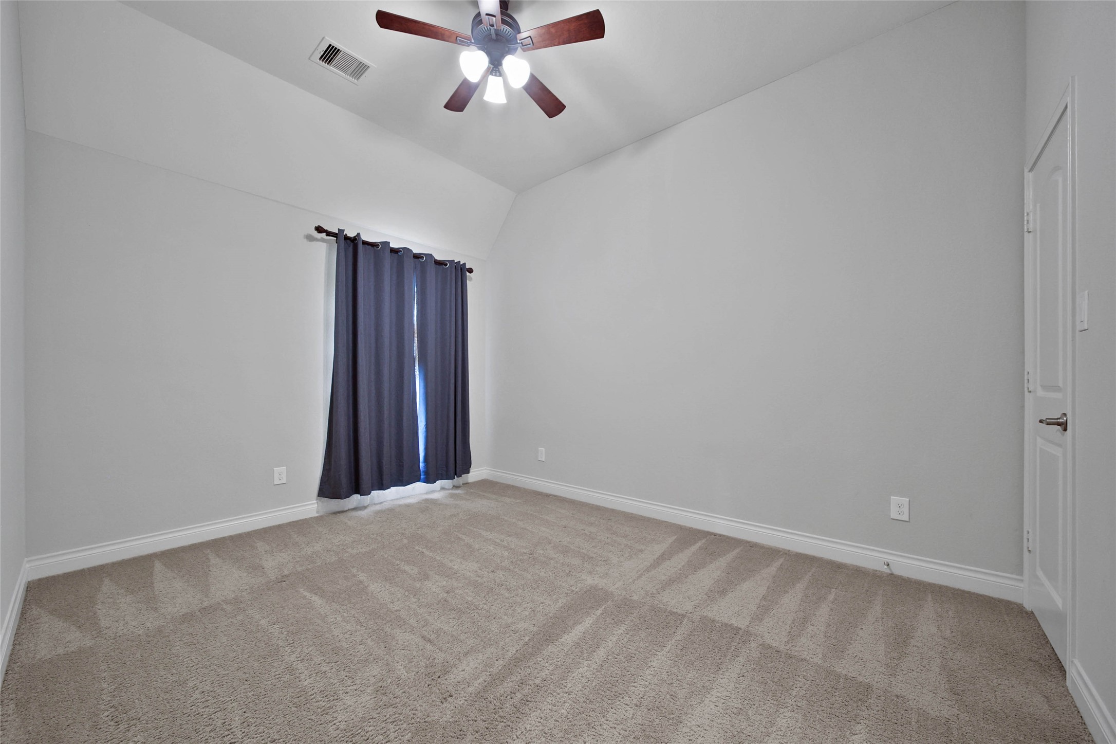 13314 Lazy River Lane Property Photo 26