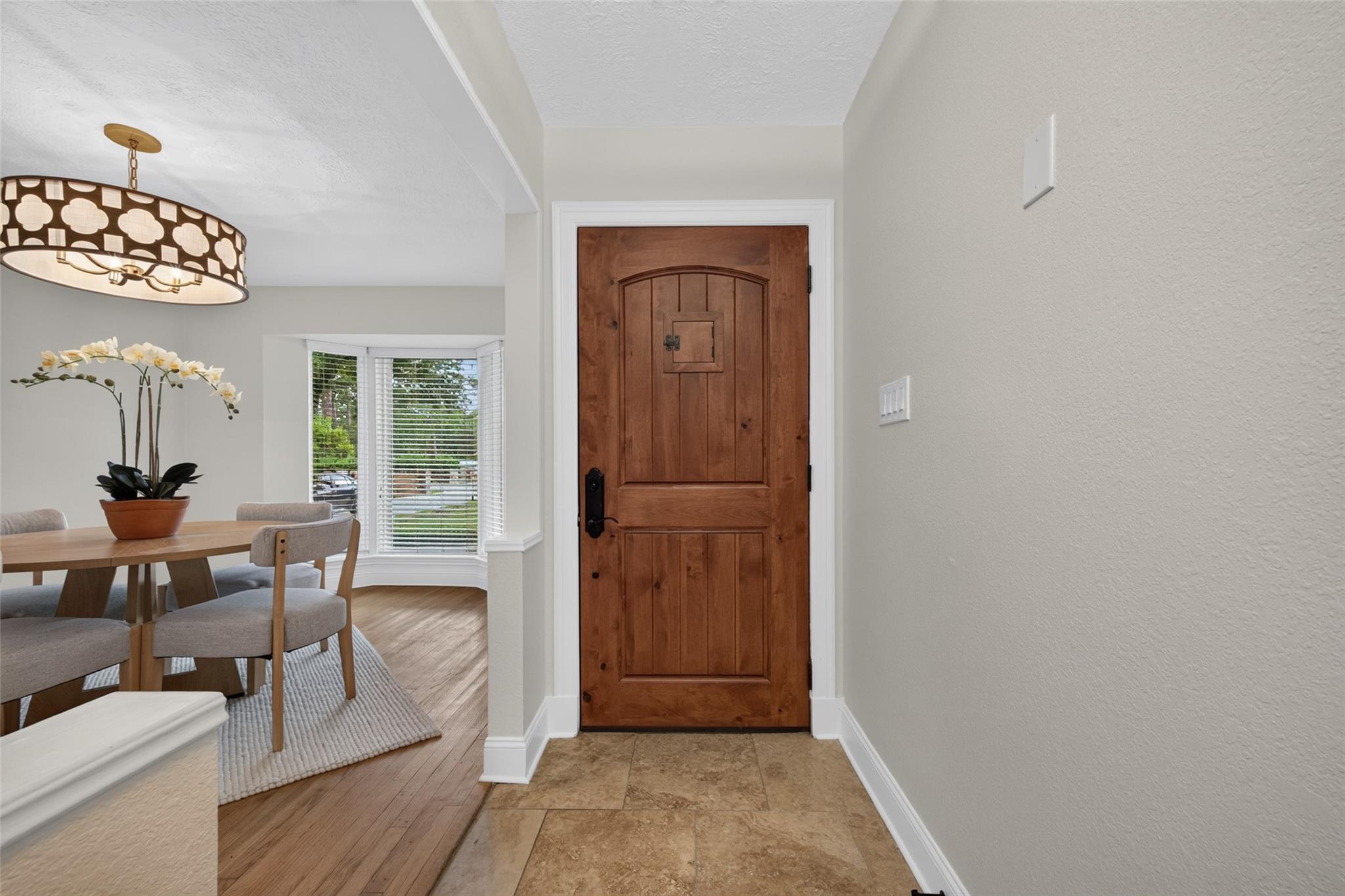 8906 Seber Drive Property Photo 5