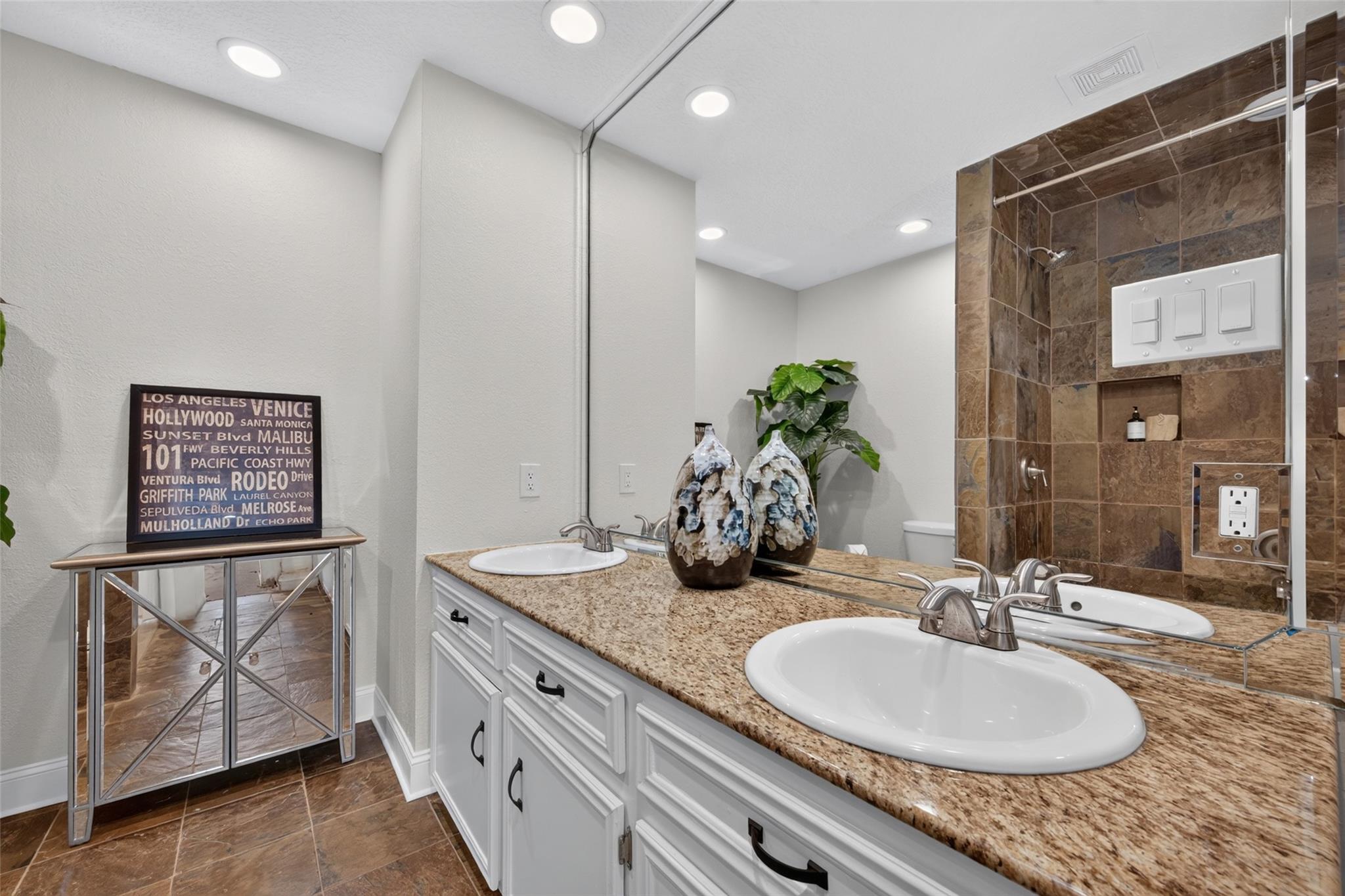 8906 Seber Drive Property Photo 31