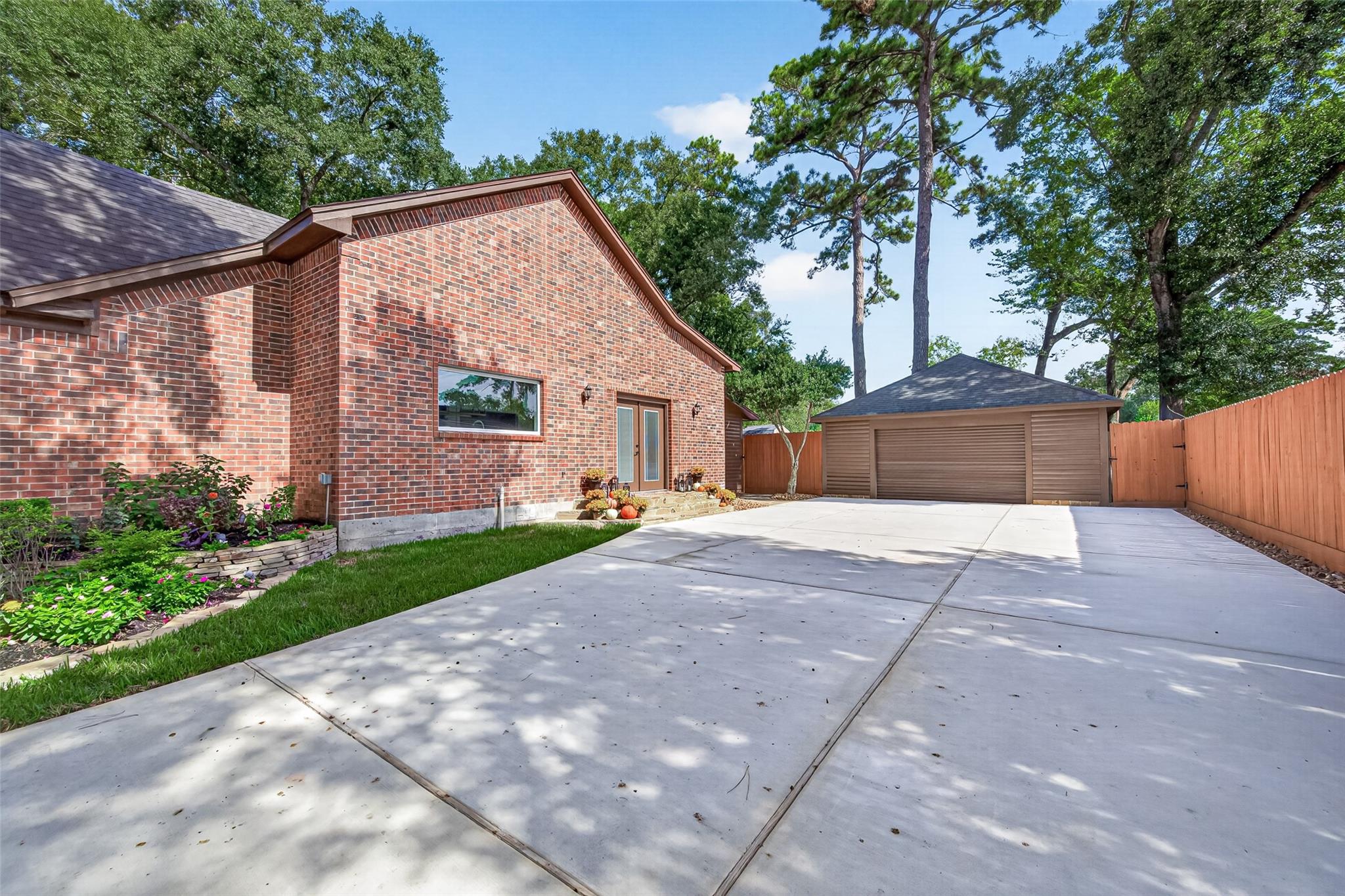 8906 Seber Drive Property Photo 42