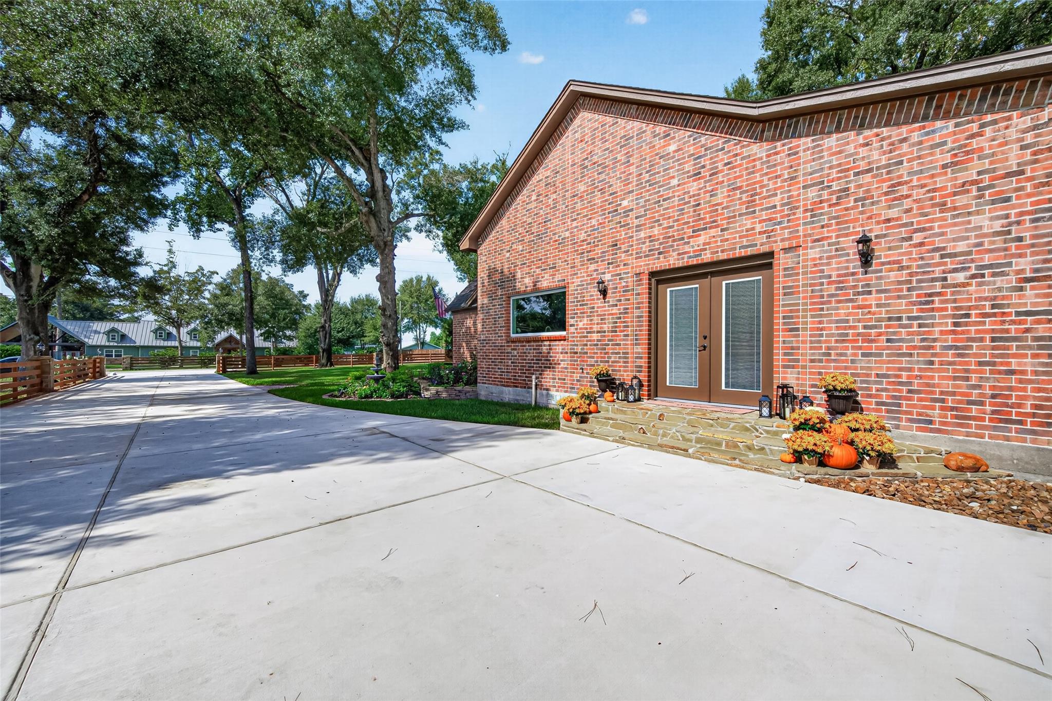 8906 Seber Drive Property Photo 43