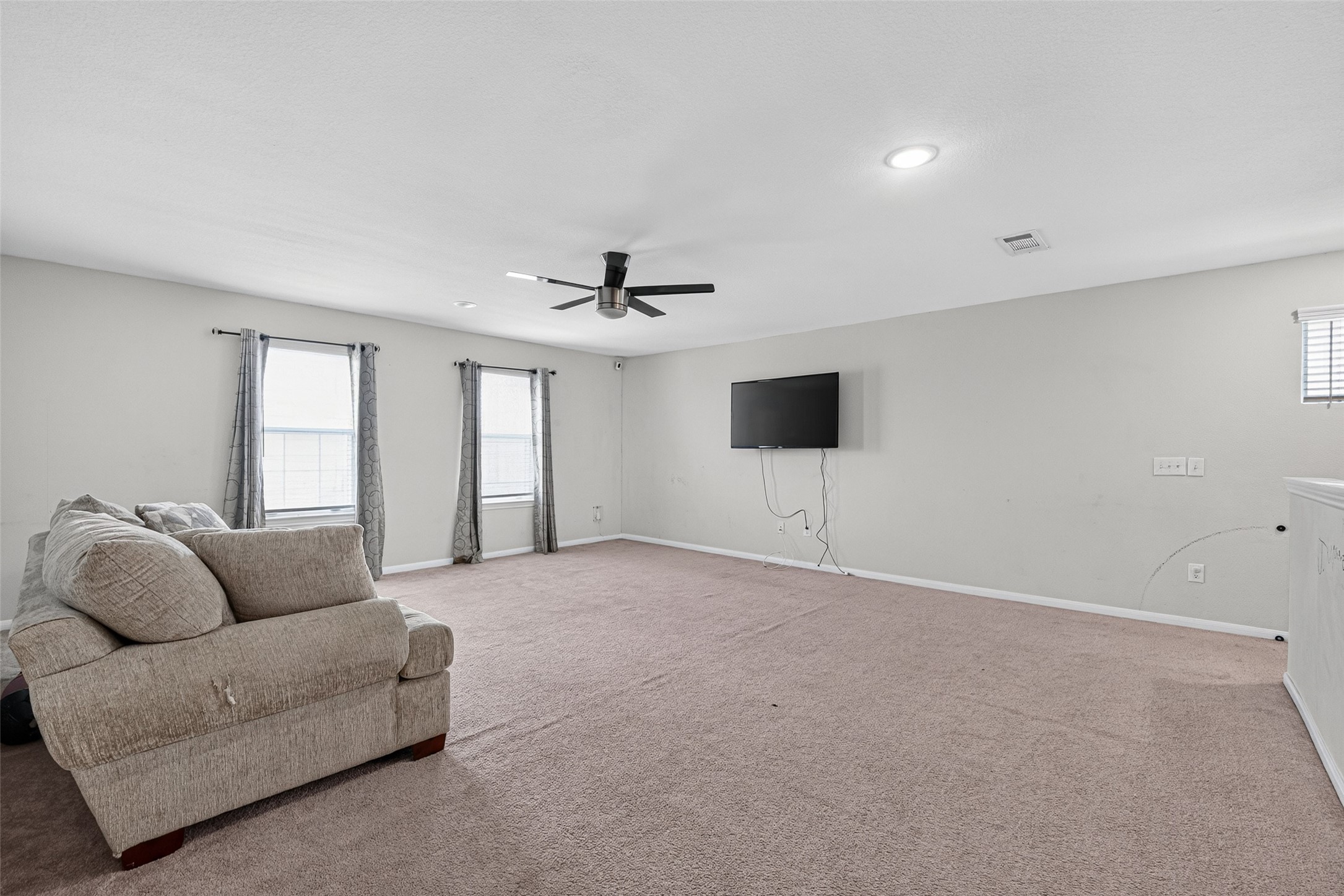 7031 Hobby Wind Ridge Drive Property Photo 37