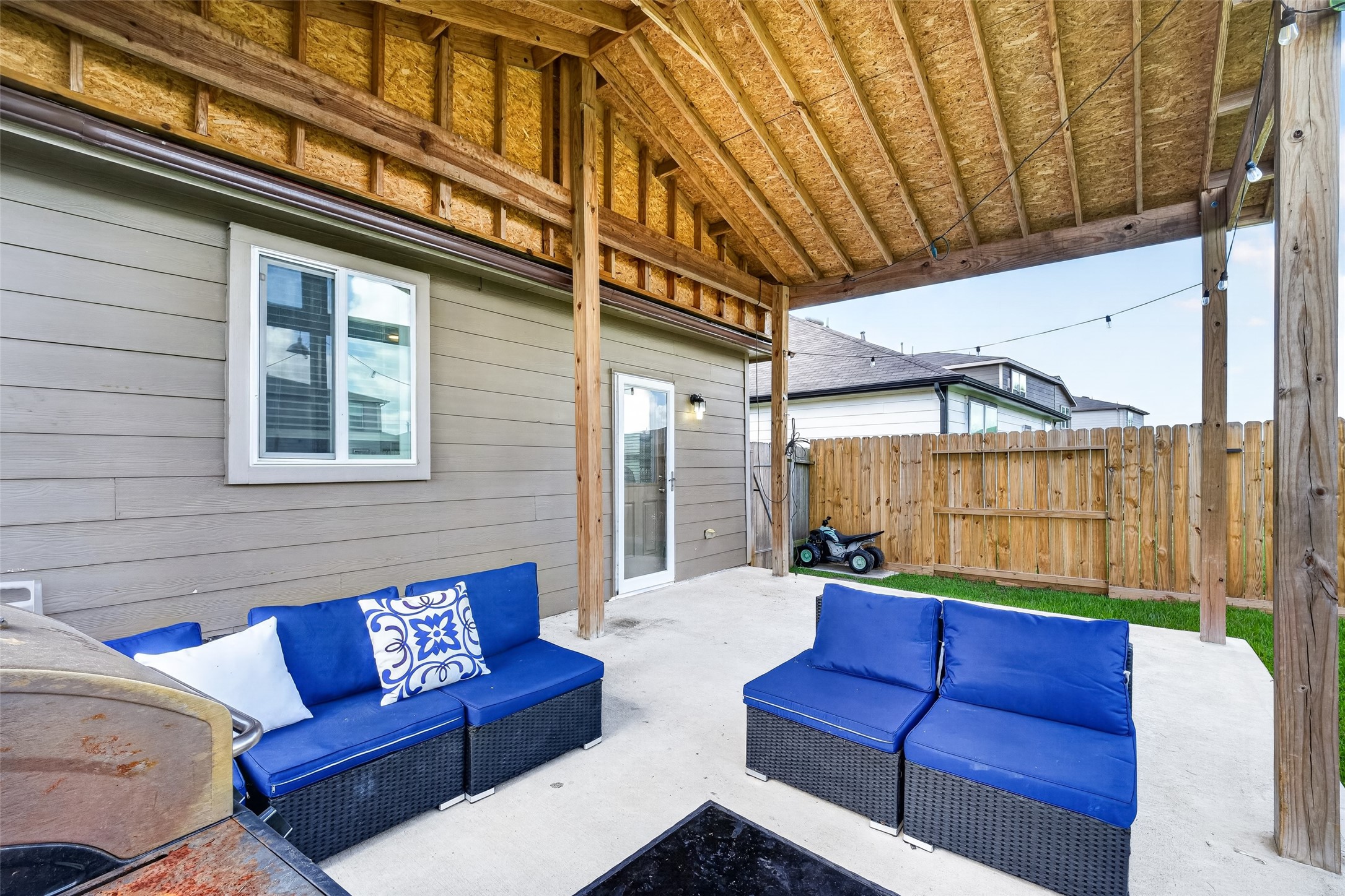 7031 Hobby Wind Ridge Drive Property Photo 44