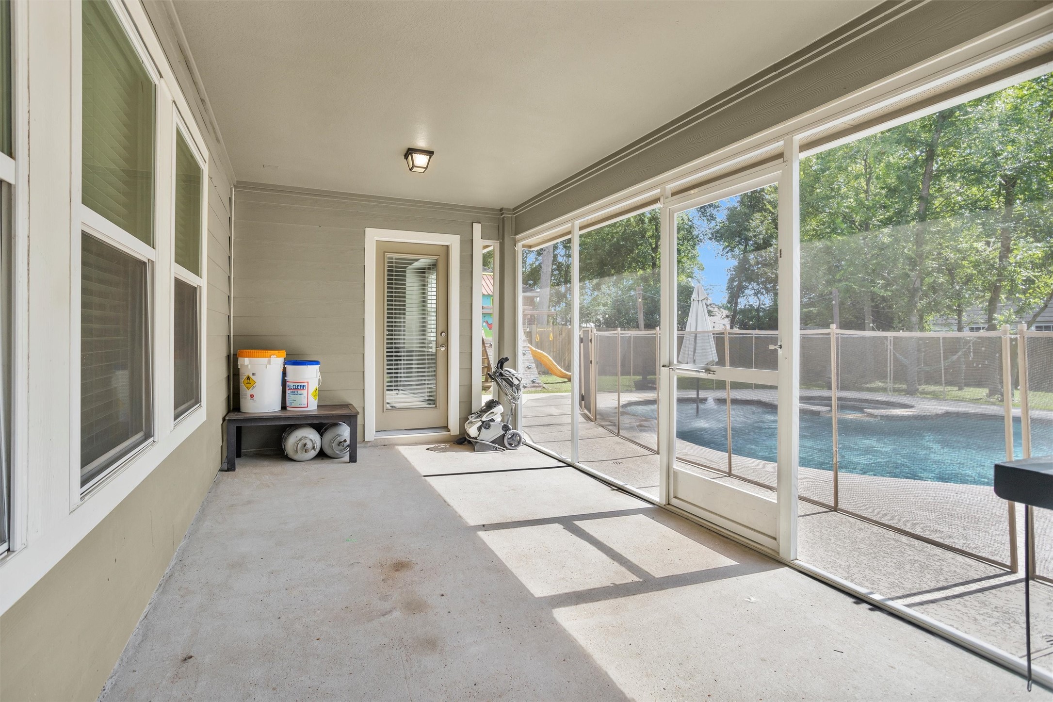 25075 Shady Oak Drive Property Photo 35