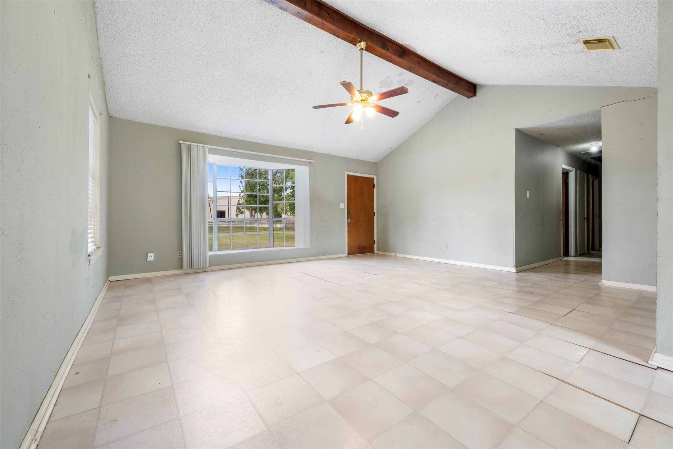 1849 Garden Road Property Photo 4