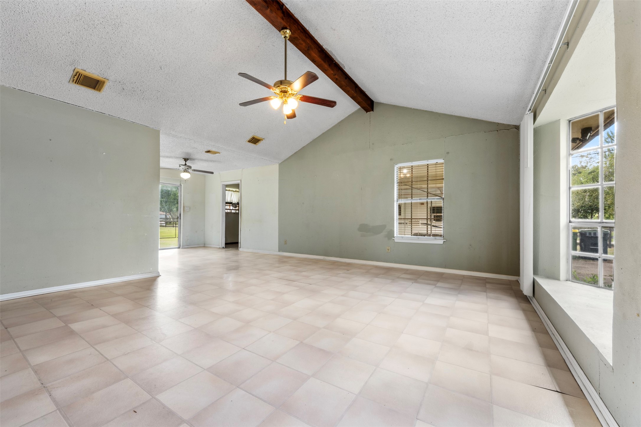 1849 Garden Road Property Photo 5