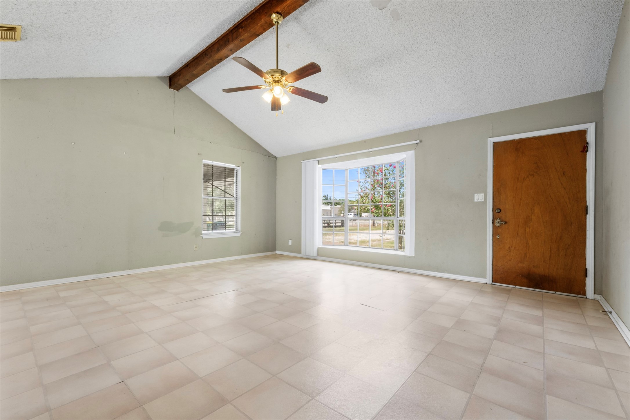 1849 Garden Road Property Photo 6