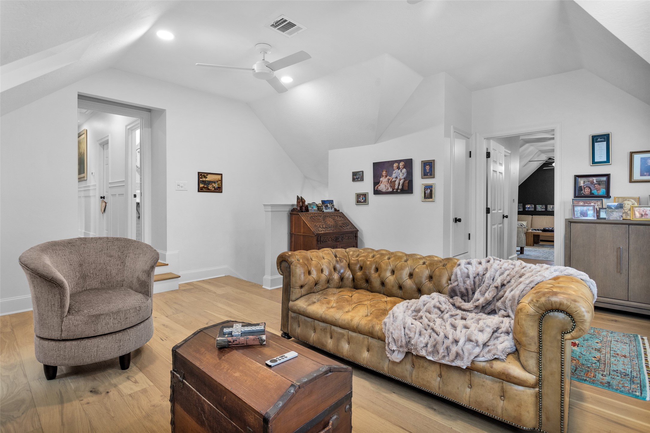 15724 Lakeway Drive Property Photo 32