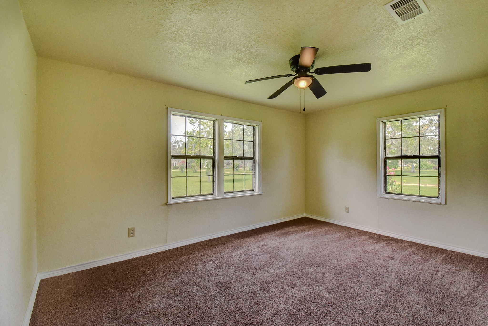 6615 Live Oak Drive Property Photo 26