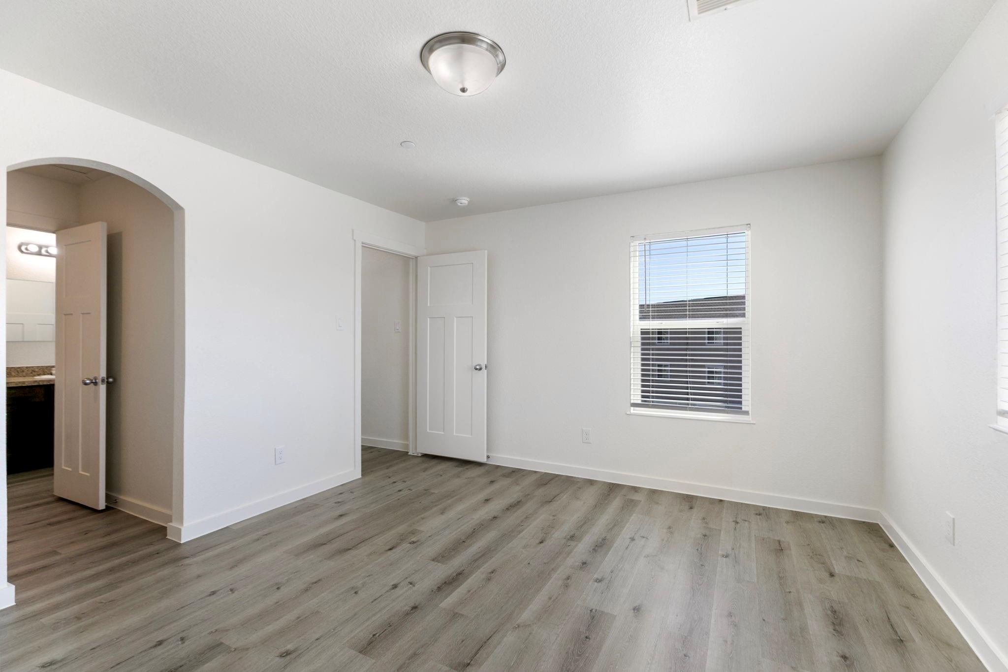 21155 Gosling Road 11c Property Photo 17