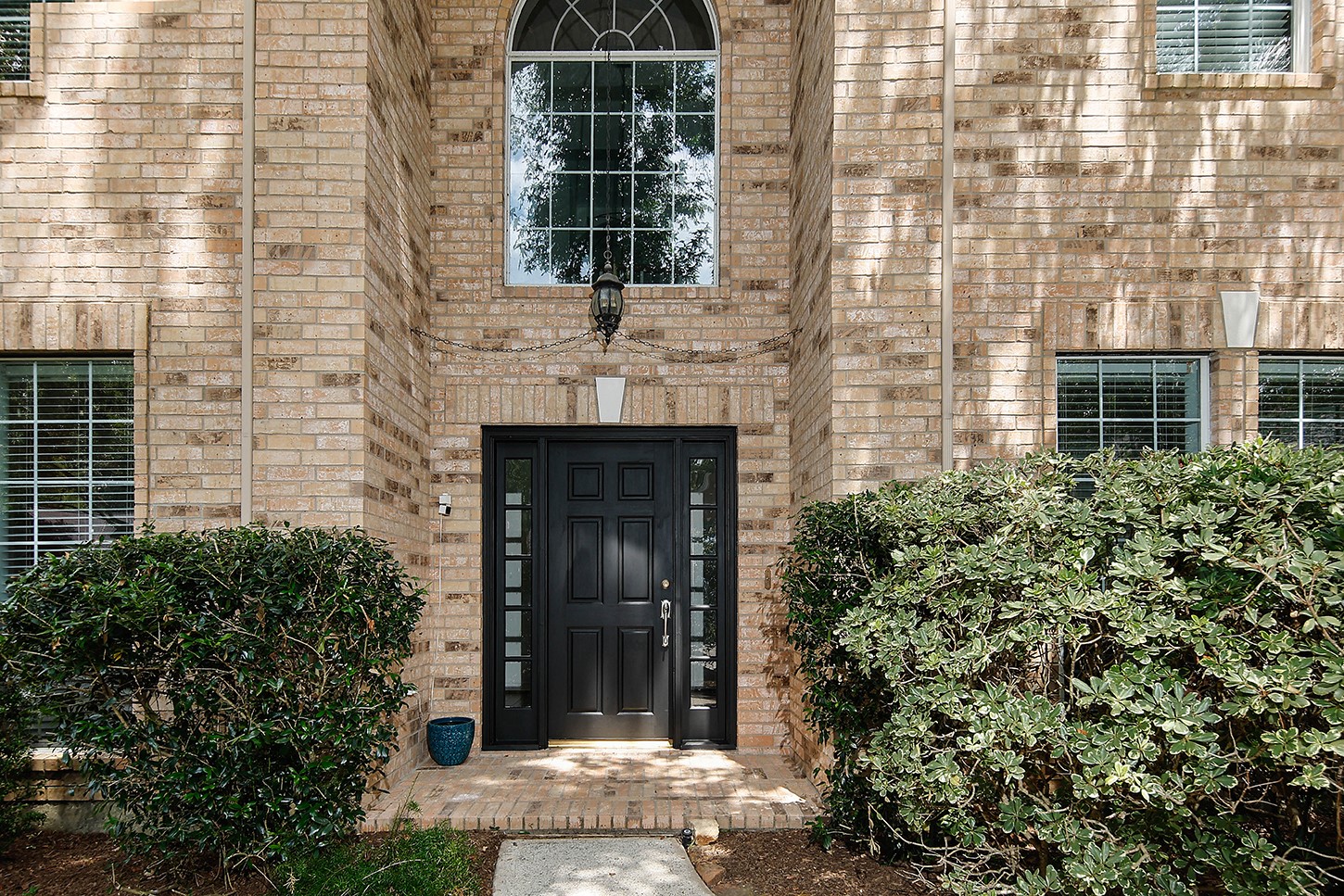 27 Bluff Creek Place Property Photo 2