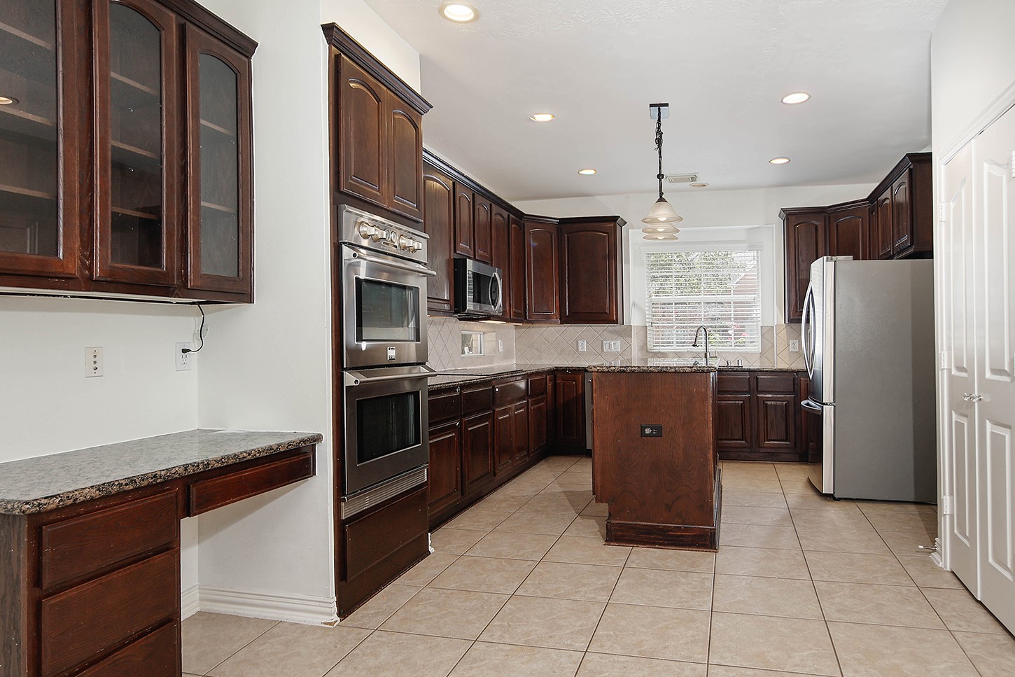 27 Bluff Creek Place Property Photo 9