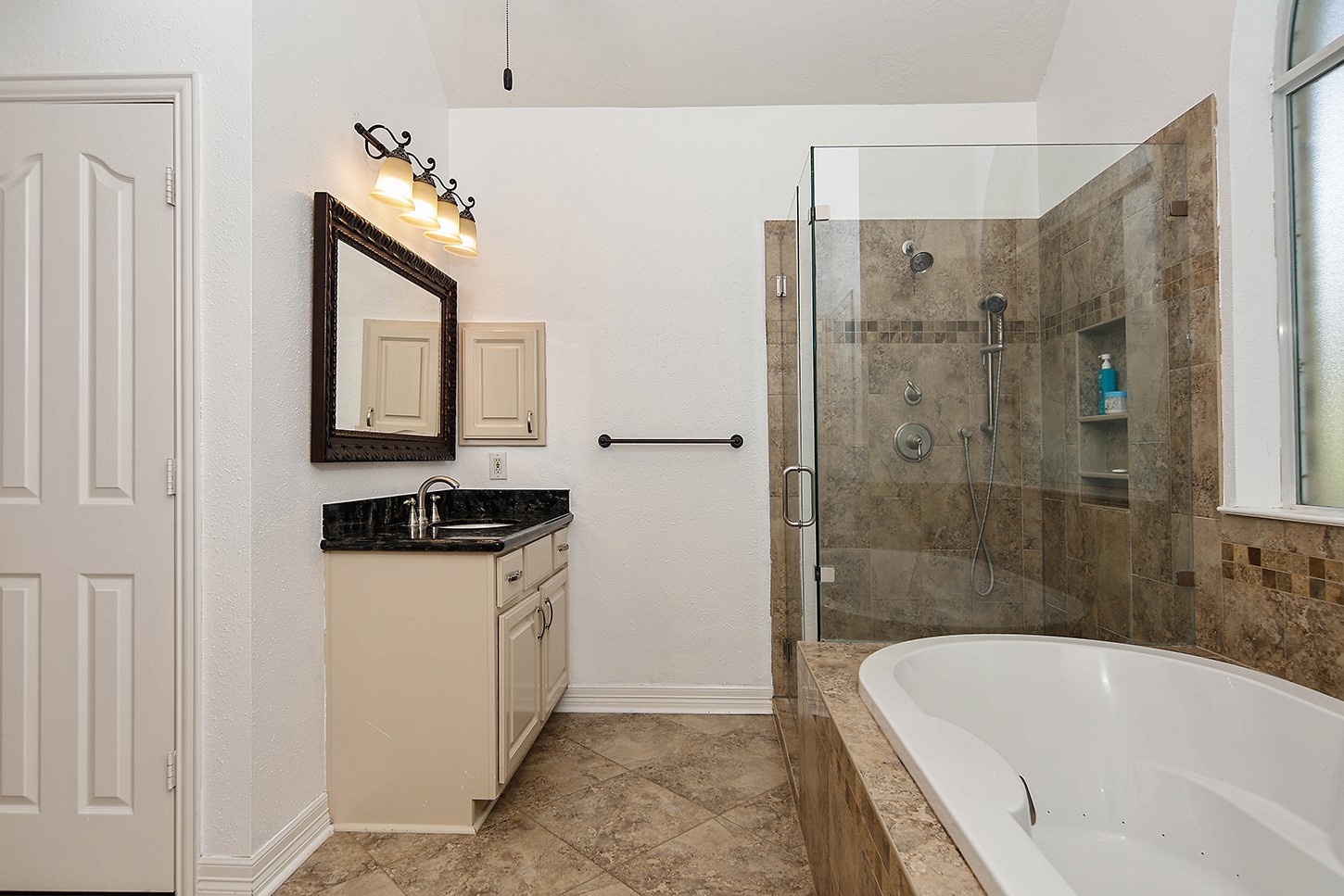 27 Bluff Creek Place Property Photo 14