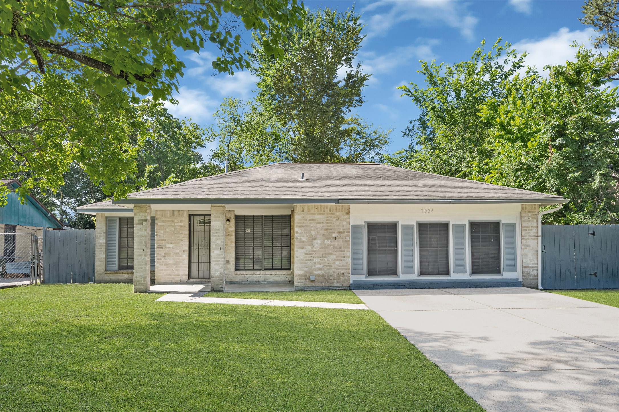 7026 Hedgewood Street Property Photo 1